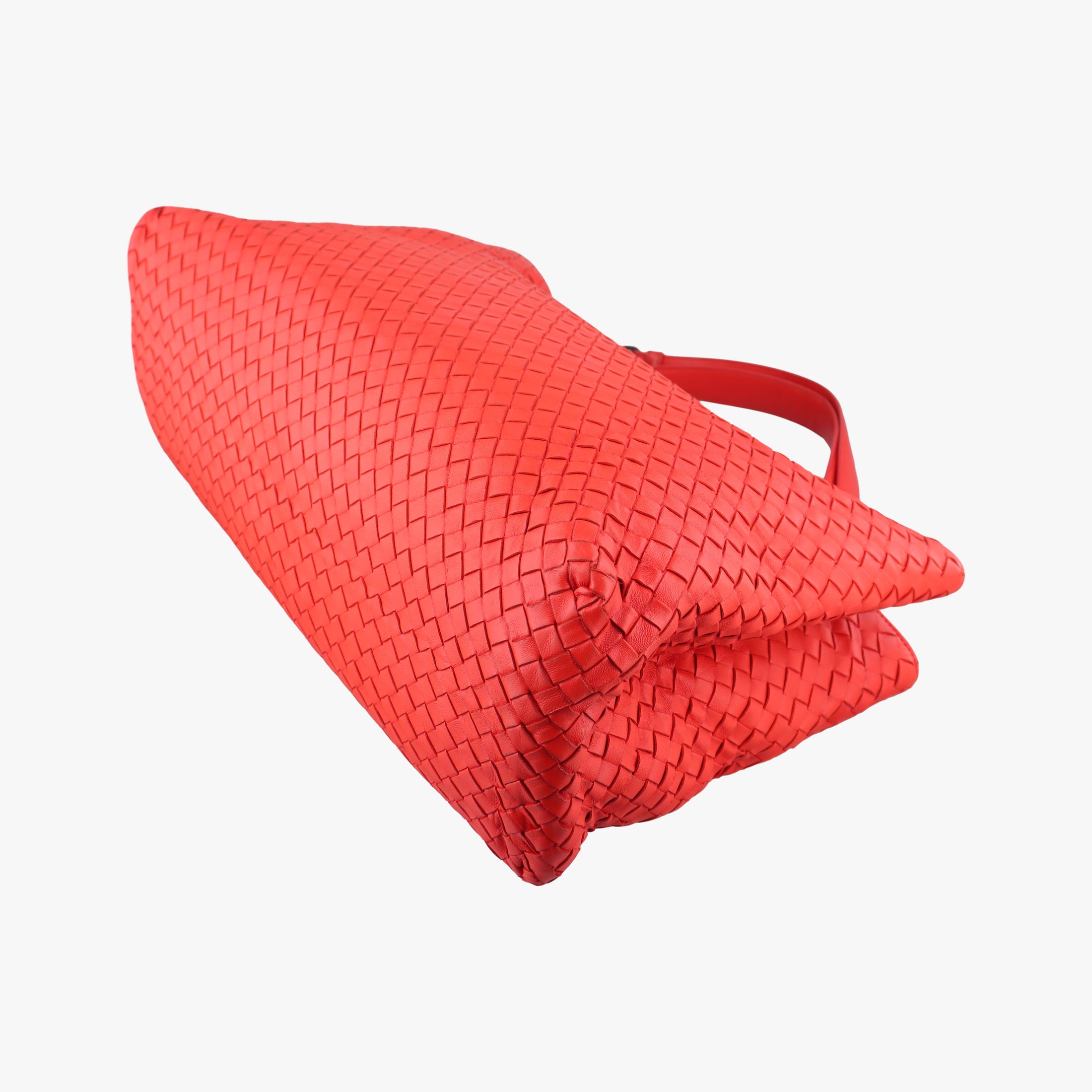 Intrecciato Red lambskin B04824135Qイントレチャート レッド ラムスキン B04824135Q