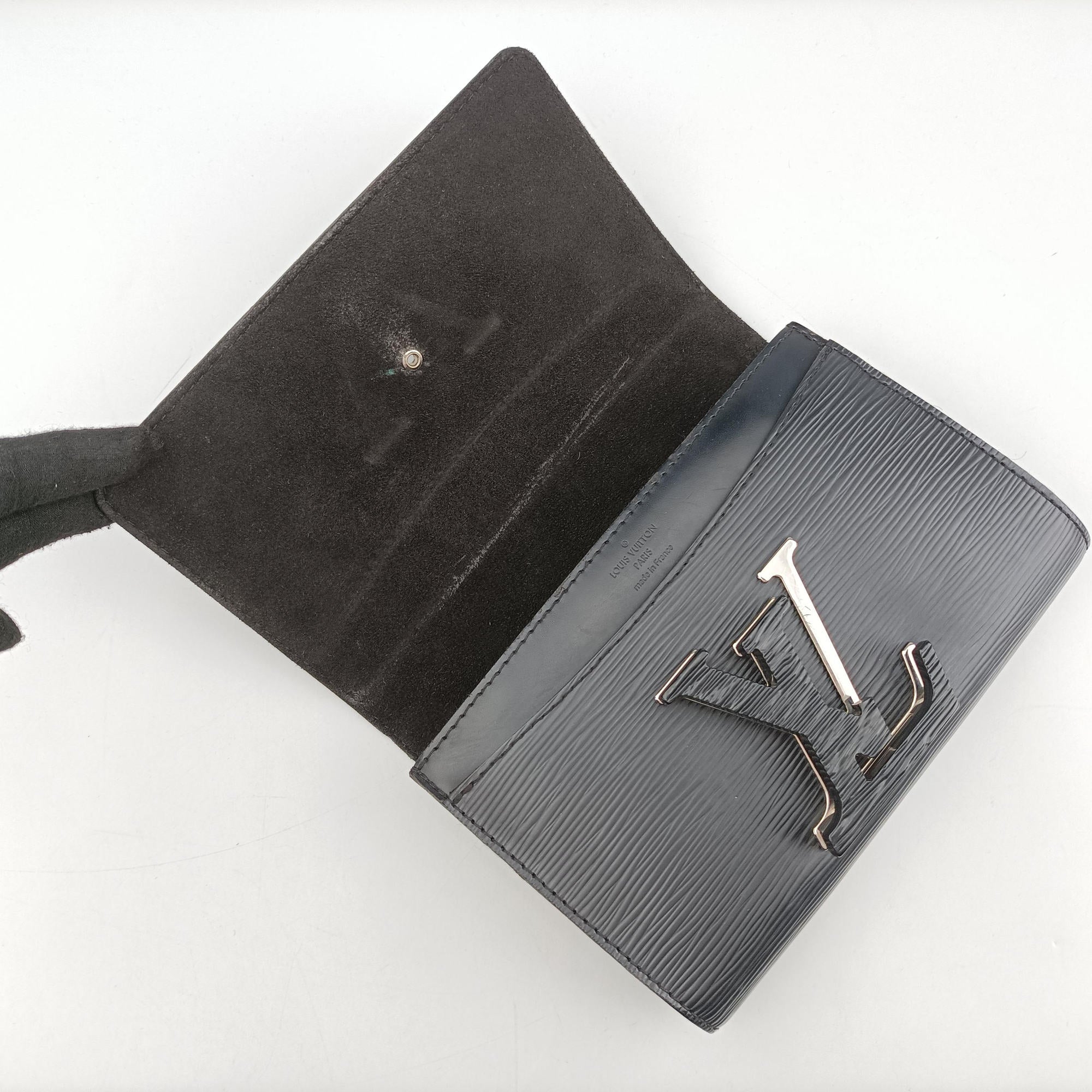 Pochette Louise PM Noir Epi M41275 SR4154ポシェットルイーズPM ノワール エピ M41275 SR4154