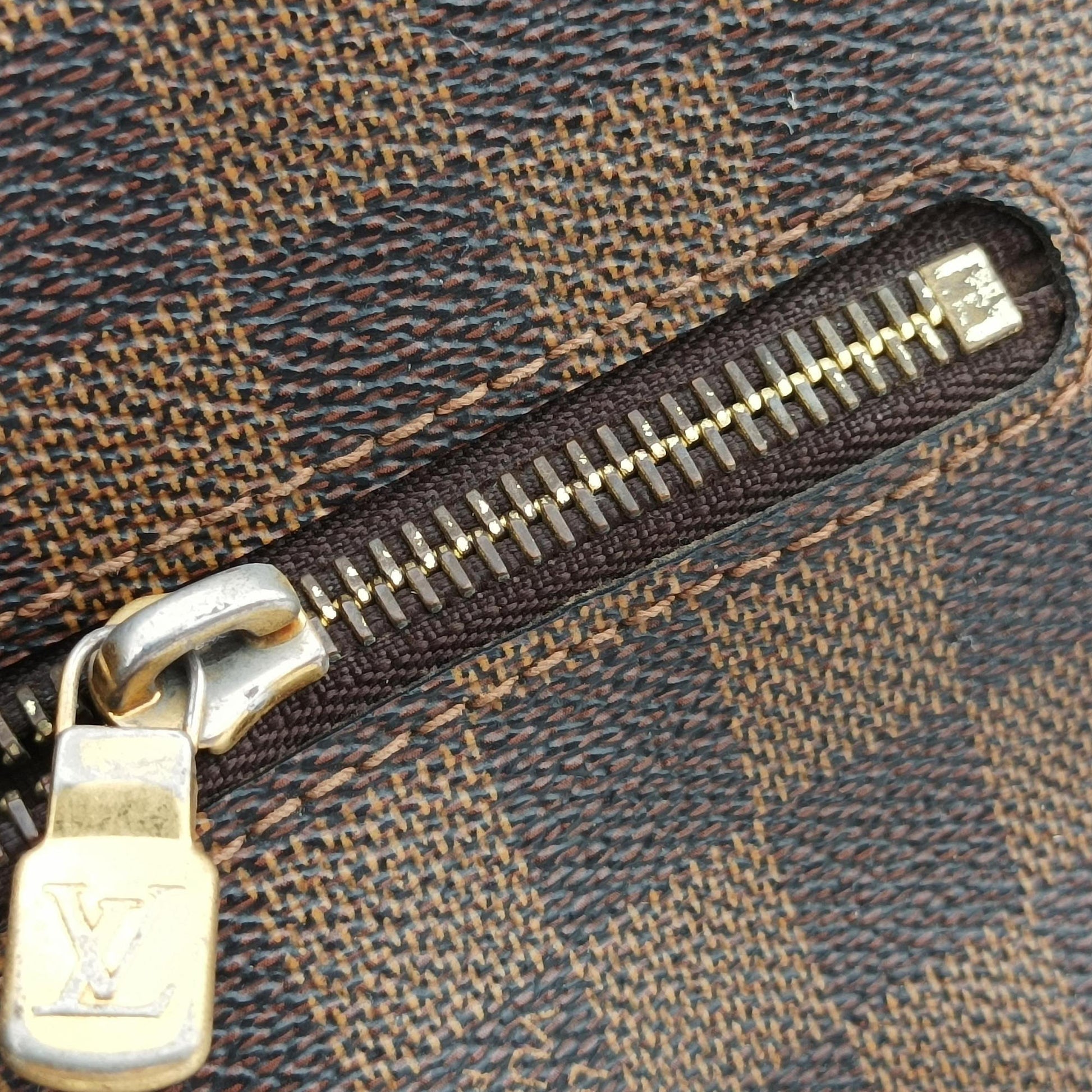 BROOKLYN MM EBENE Damier Canvas N51211 CA1150ブルックリンMM エベヌ ダミエキャンバス N51211 CA1150
