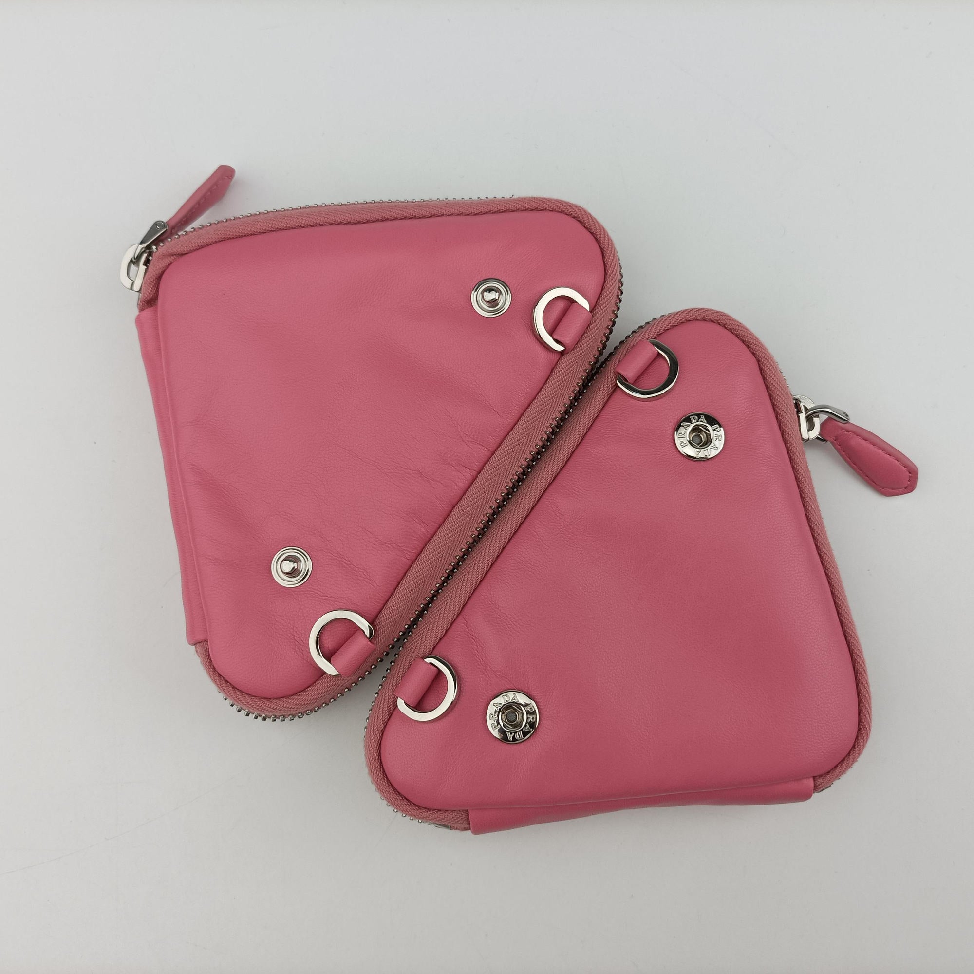 Triangle mini Pink Leather 1NR015 62トライアングル ミニ ピンク レザー 1NR015 62
