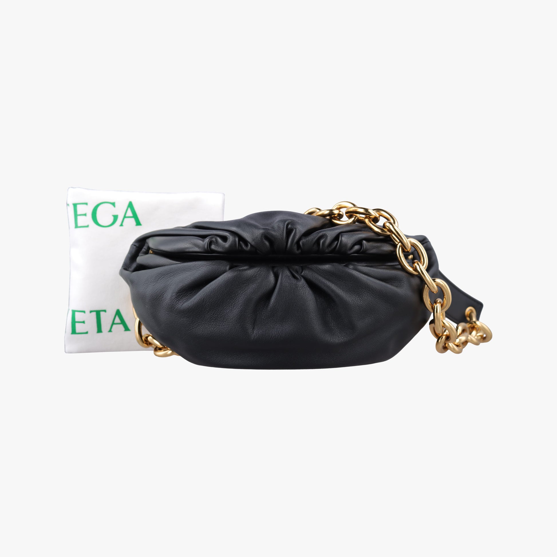 The Chain Pouch Black Lambskin P01497330Uザ チェーンポーチ ブラック ラムスキン P01497330U