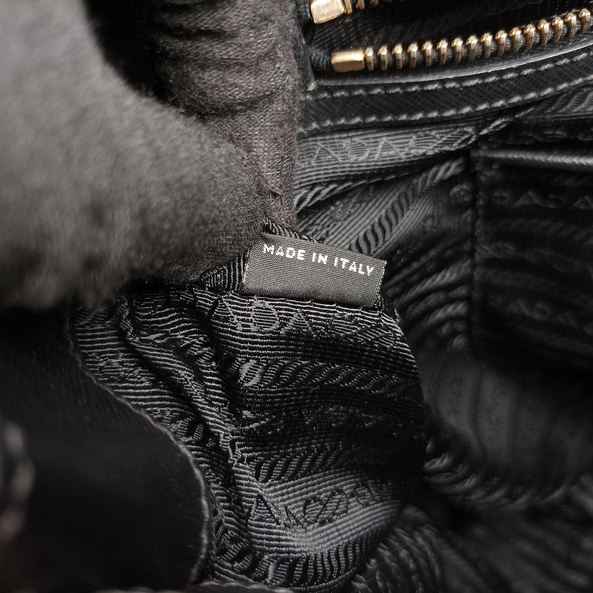 Galleria Black SAFFIANO　Leather BN1802 117ガレリア ブラック サフィアーノレザー BN1802 117