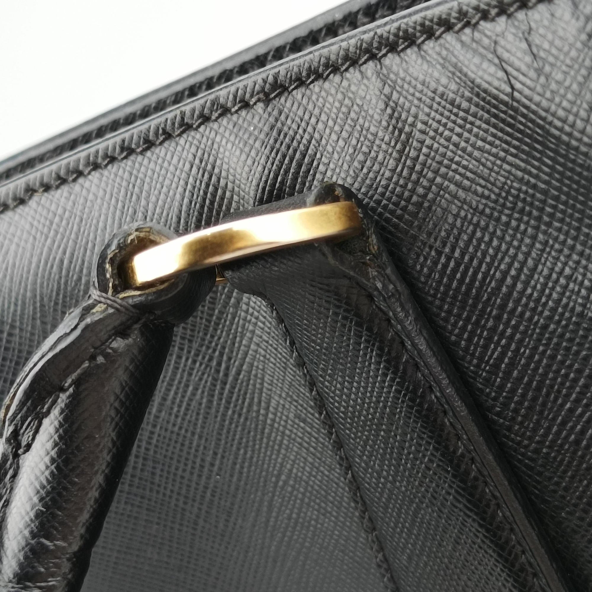 Galleria Black SAFFIANO　Leather BN1802 117ガレリア ブラック サフィアーノレザー BN1802 117