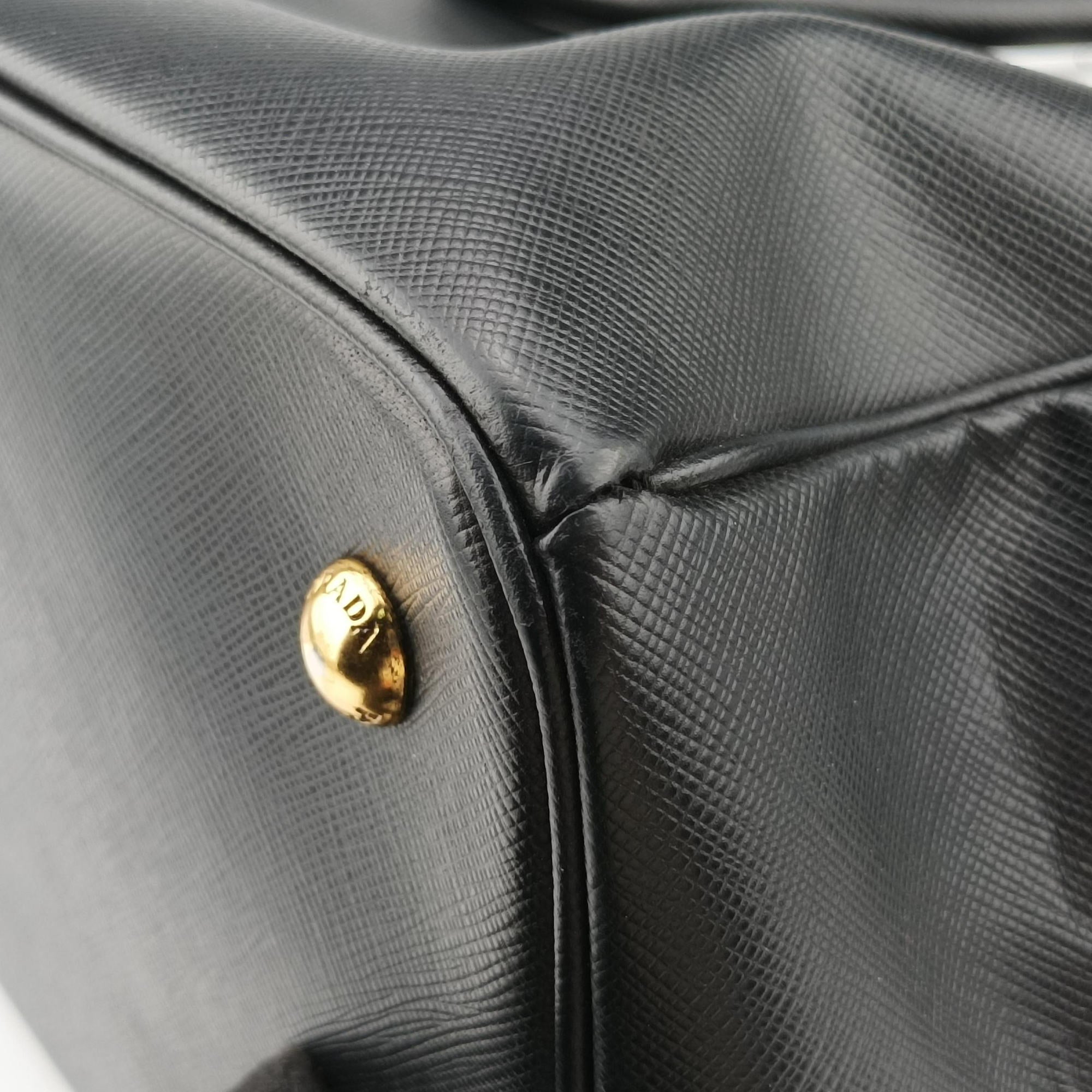 Galleria Black SAFFIANO　Leather BN1802 117ガレリア ブラック サフィアーノレザー BN1802 117