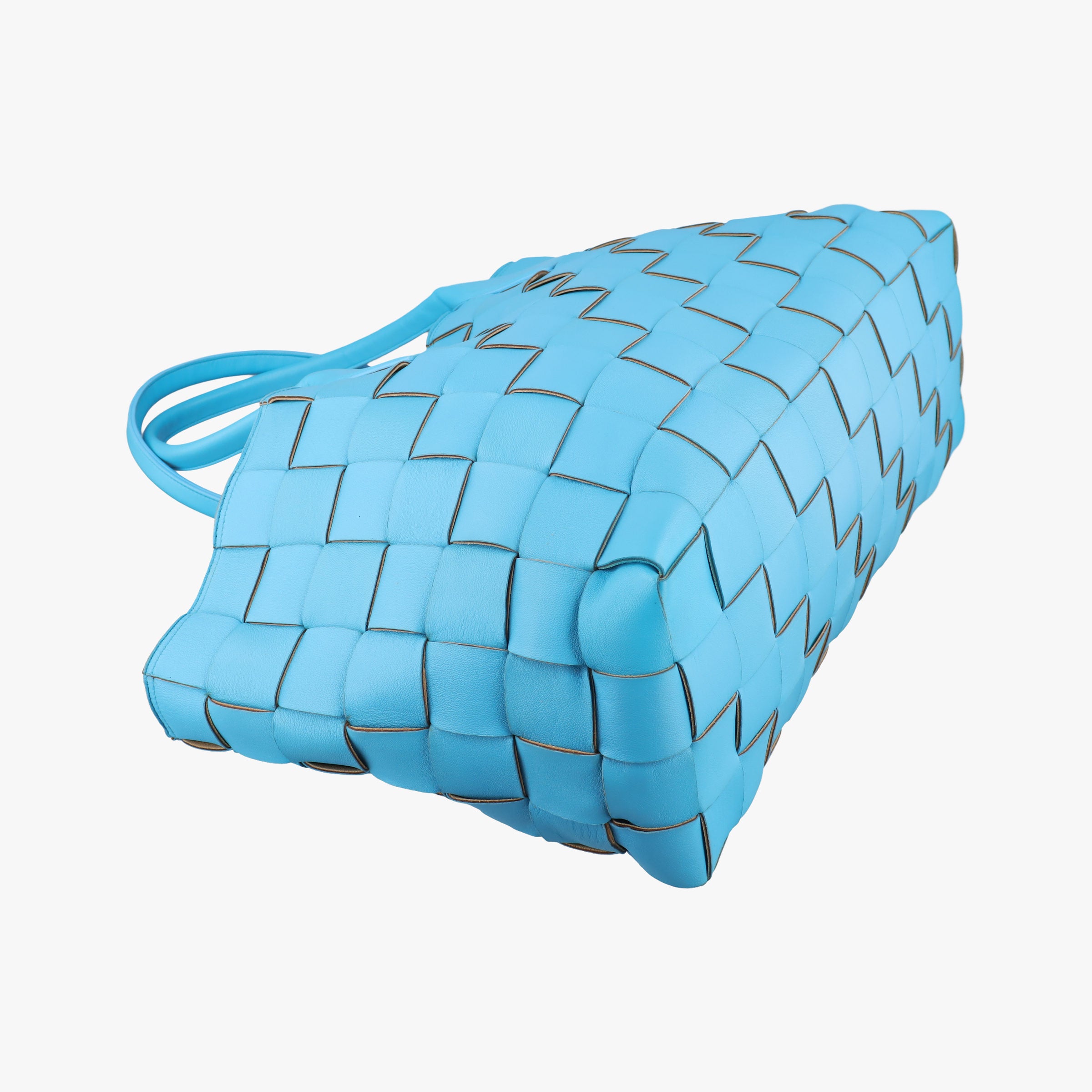 padded intrecciato Blue lambskin B08253066Hパデッド イントレチャート ブルー ラムスキン B08253066H