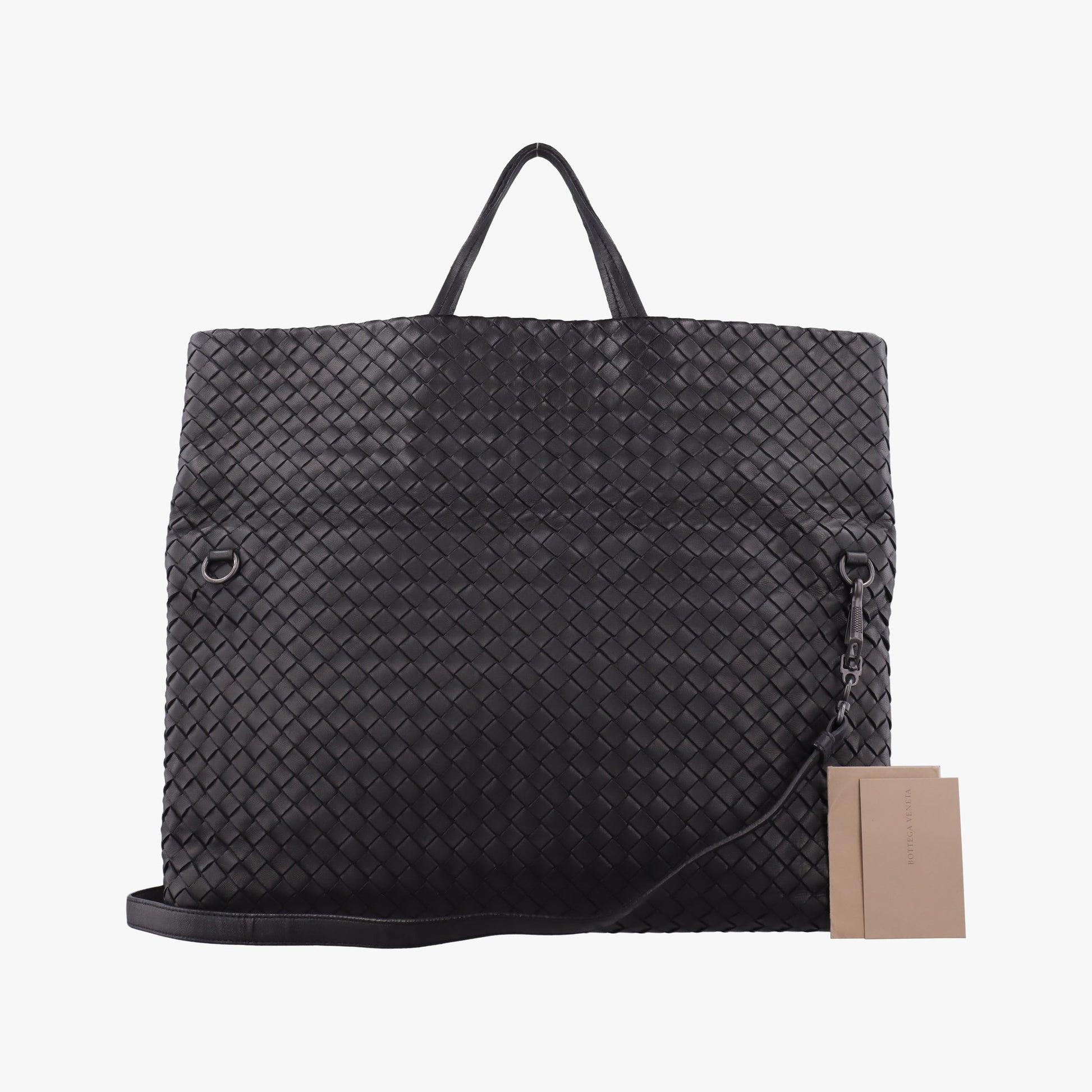 Intrecciato Black lambskin B00189898Zイントレチャート ブラック ラムスキン B00189898Z