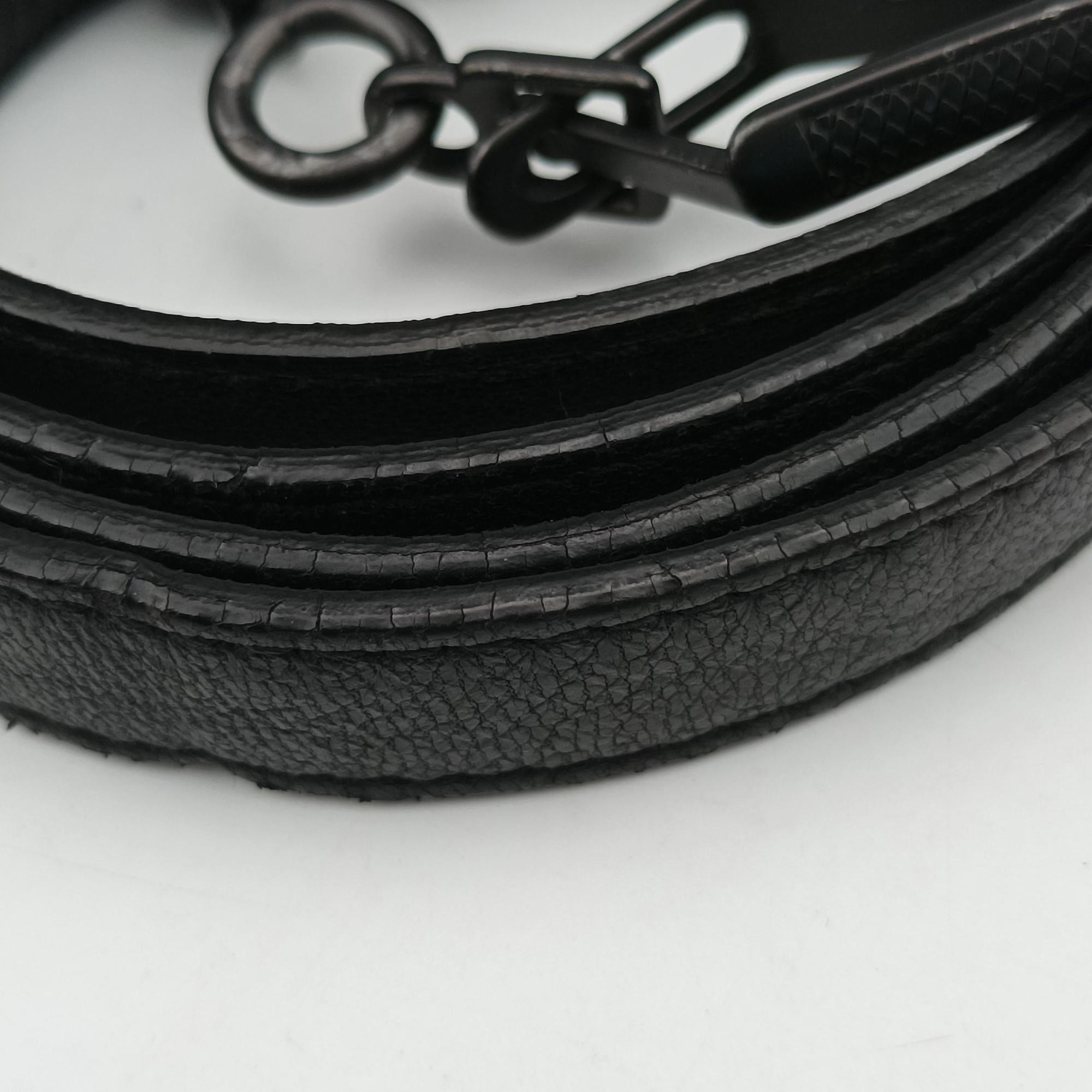 Intrecciato Black lambskin B00189898Zイントレチャート ブラック ラムスキン B00189898Z