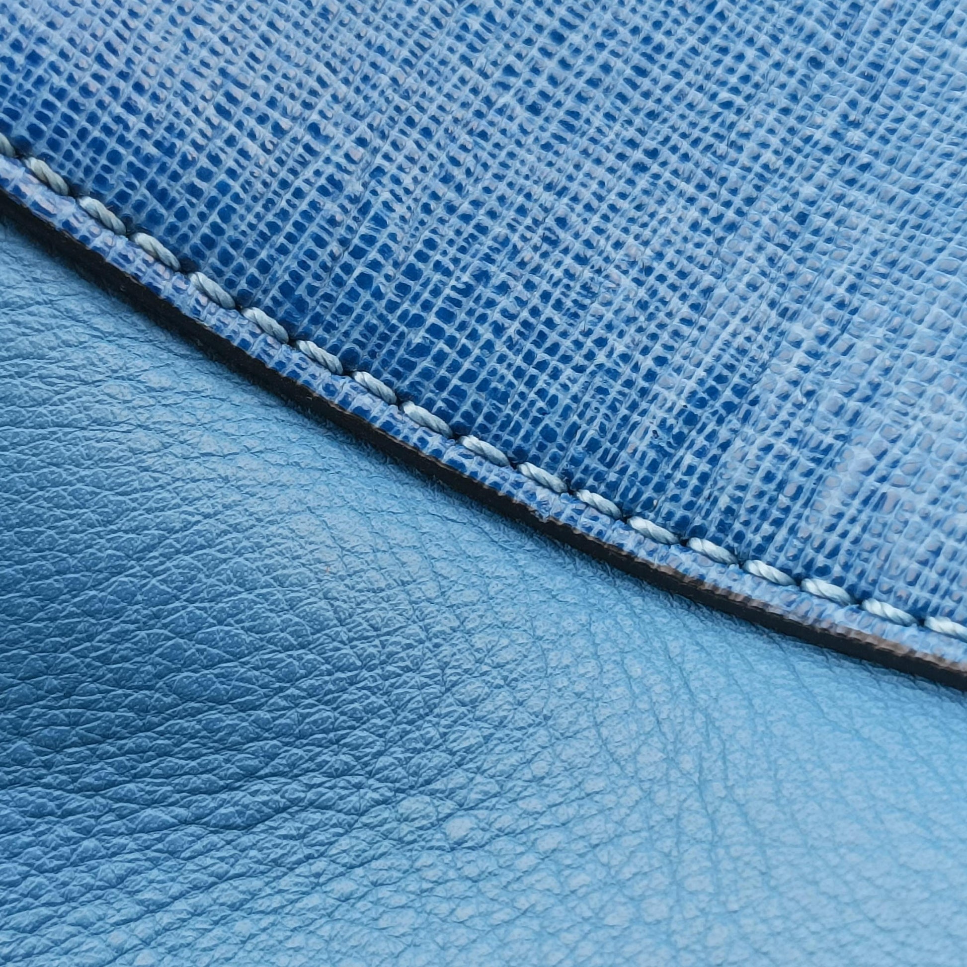 2 JOURS Blue Leather 8BH250 8BH250-D7E 138-2461トゥージュール ブルー レザー 8BH250 8BH250-D7E 138-2461