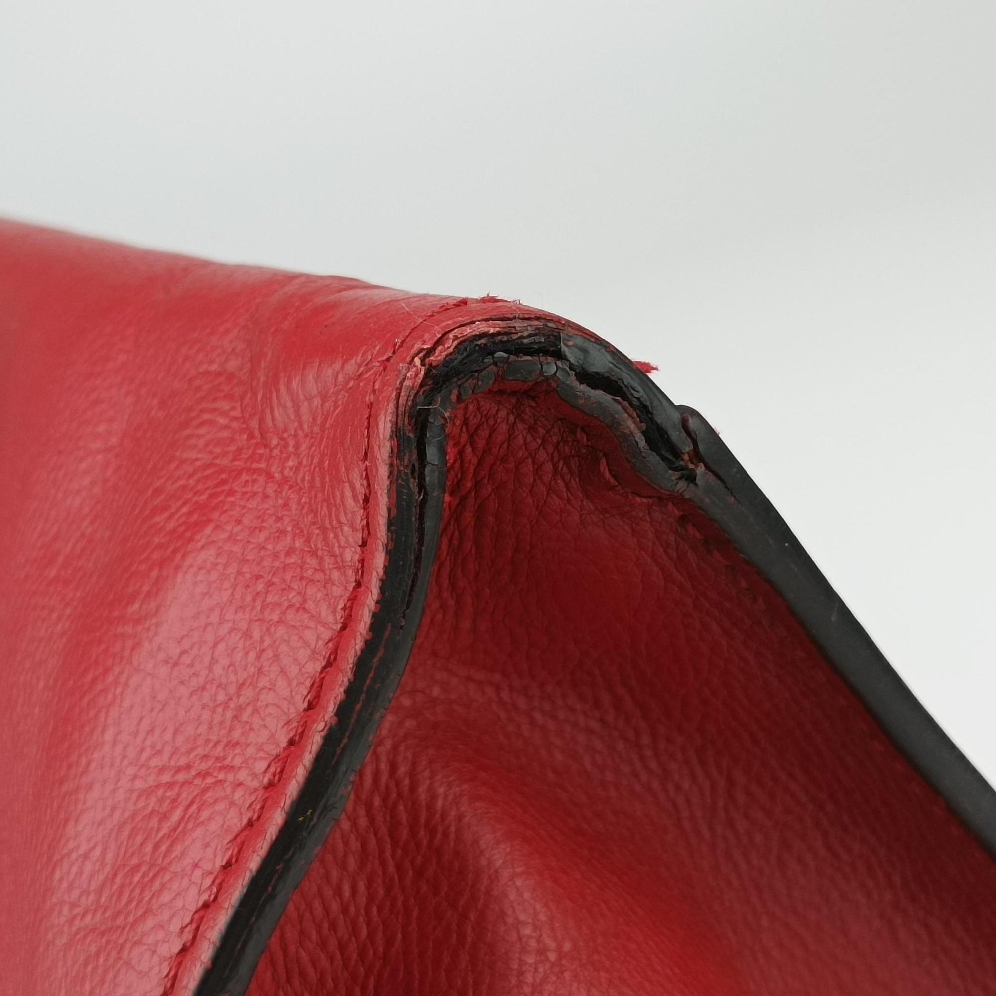 Twin Pocket Winged Tote Red Leather BN2619 110ツイン ポケット ウィング トート レッド レザー BN2619 110