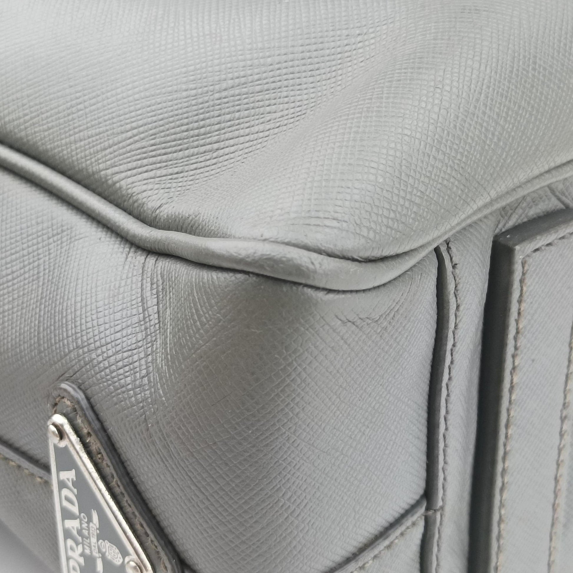 Briefcase Grey SAFFIANO Leather VS305M 58/N 173ブリーフケース グレー サフィアーノレザー VS305M 58/N 173