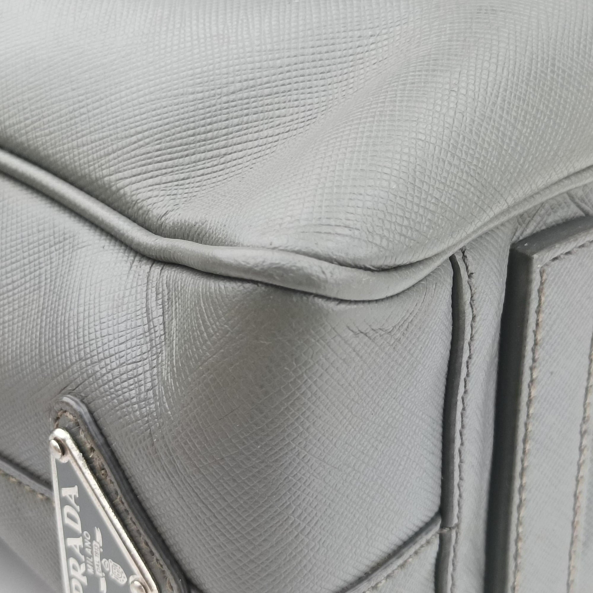 Briefcase Grey SAFFIANO Leather VS305M 58/N 173ブリーフケース グレー サフィアーノレザー VS305M 58/N 173