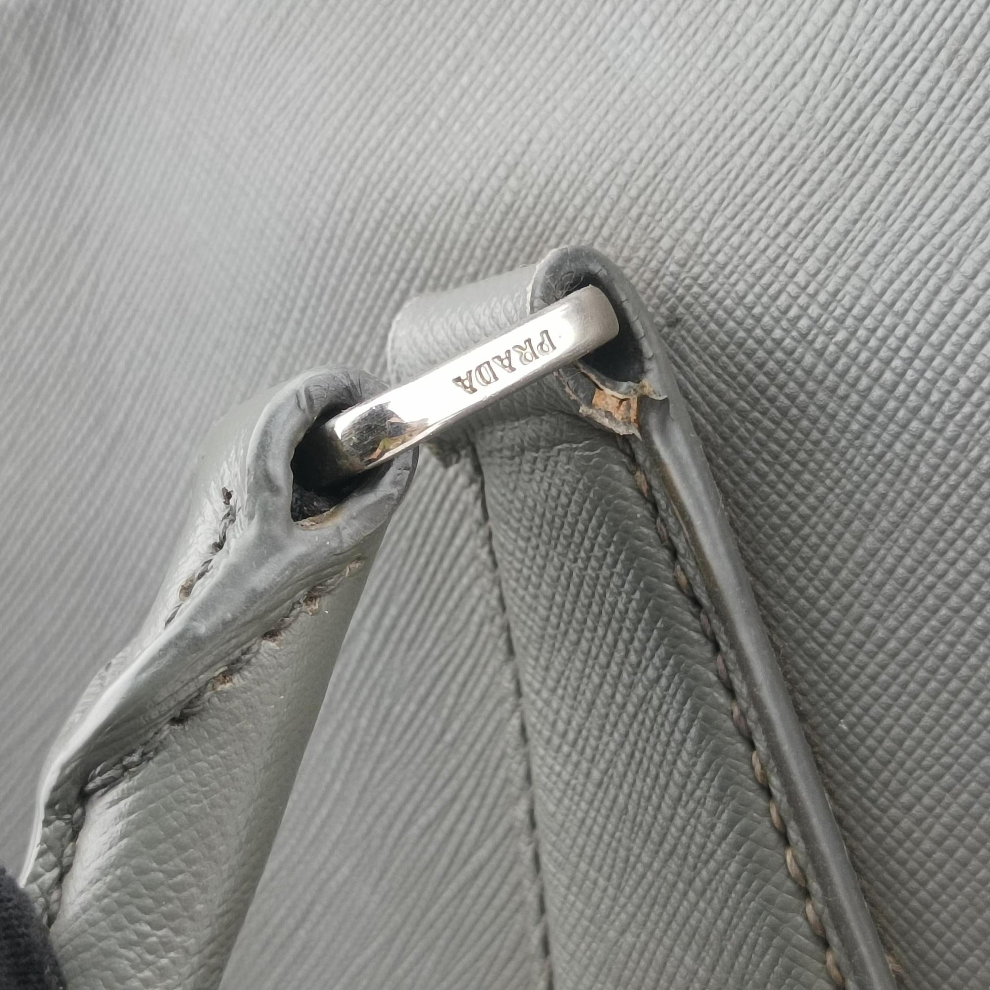 Briefcase Grey SAFFIANO Leather VS305M 58/N 173ブリーフケース グレー サフィアーノレザー VS305M 58/N 173