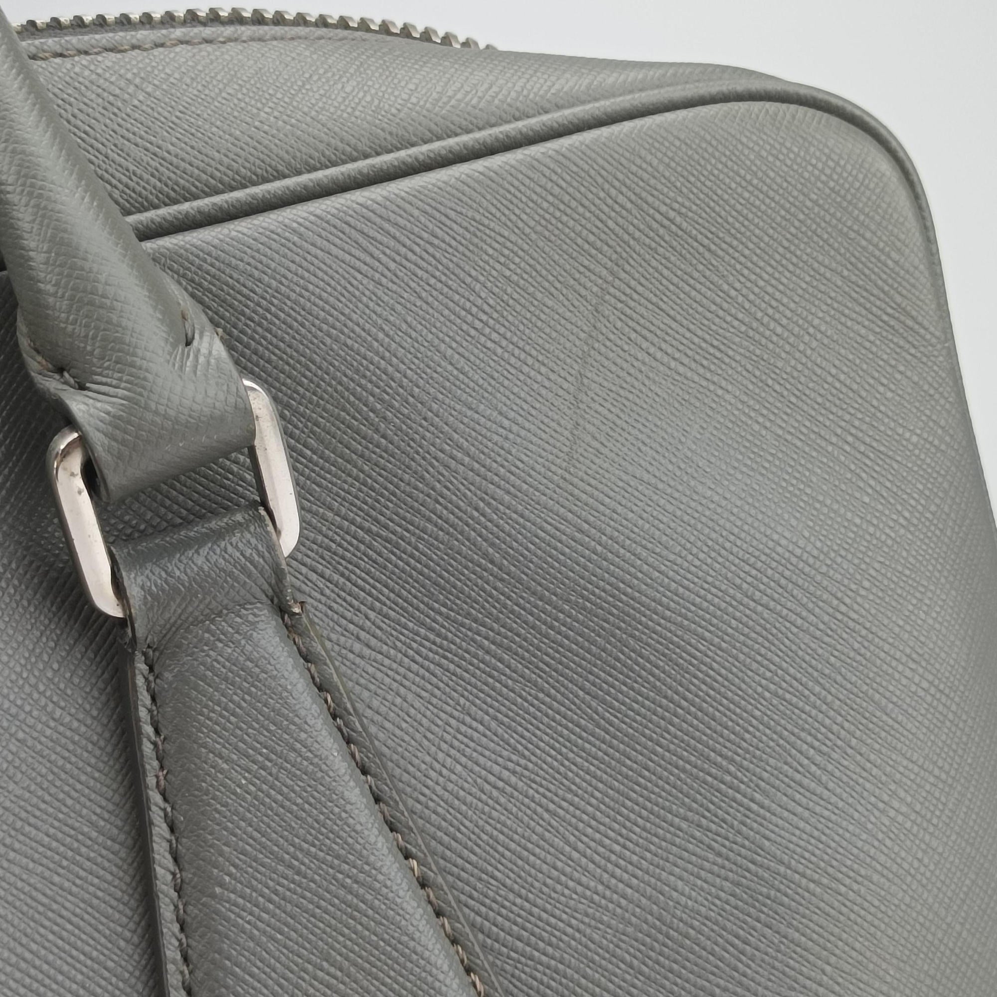 Briefcase Grey SAFFIANO Leather VS305M 58/N 173ブリーフケース グレー サフィアーノレザー VS305M 58/N 173
