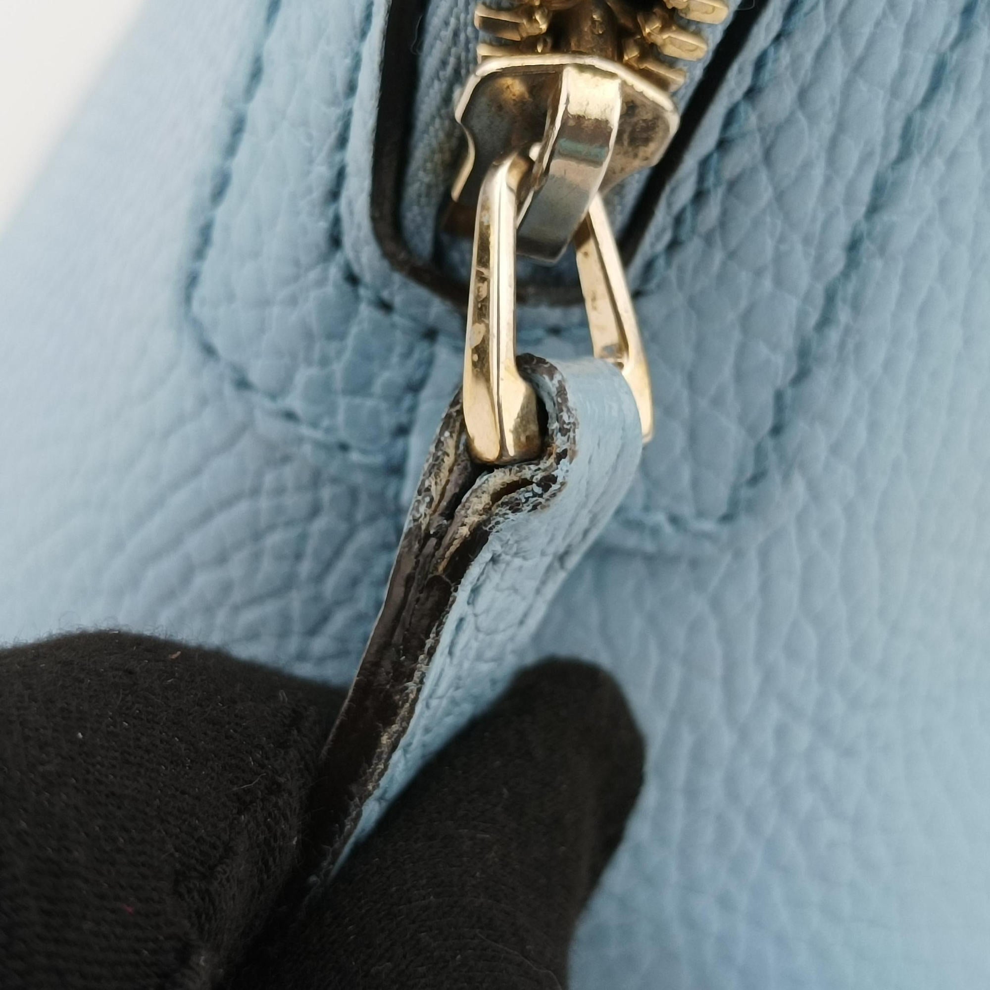 Interlocking G charm Dome Blue Leather 449661 Lot number unknownインターロッキングG チャーム ドーム ブルー レザー 449661 製番不明