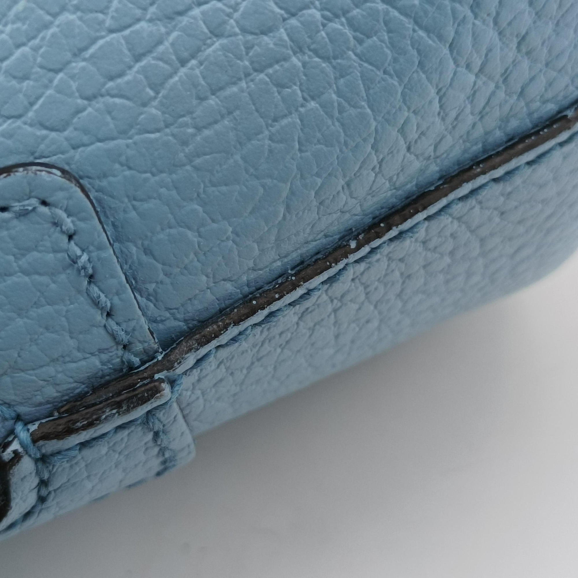 Interlocking G charm Dome Blue Leather 449661 Lot number unknownインターロッキングG チャーム ドーム ブルー レザー 449661 製番不明