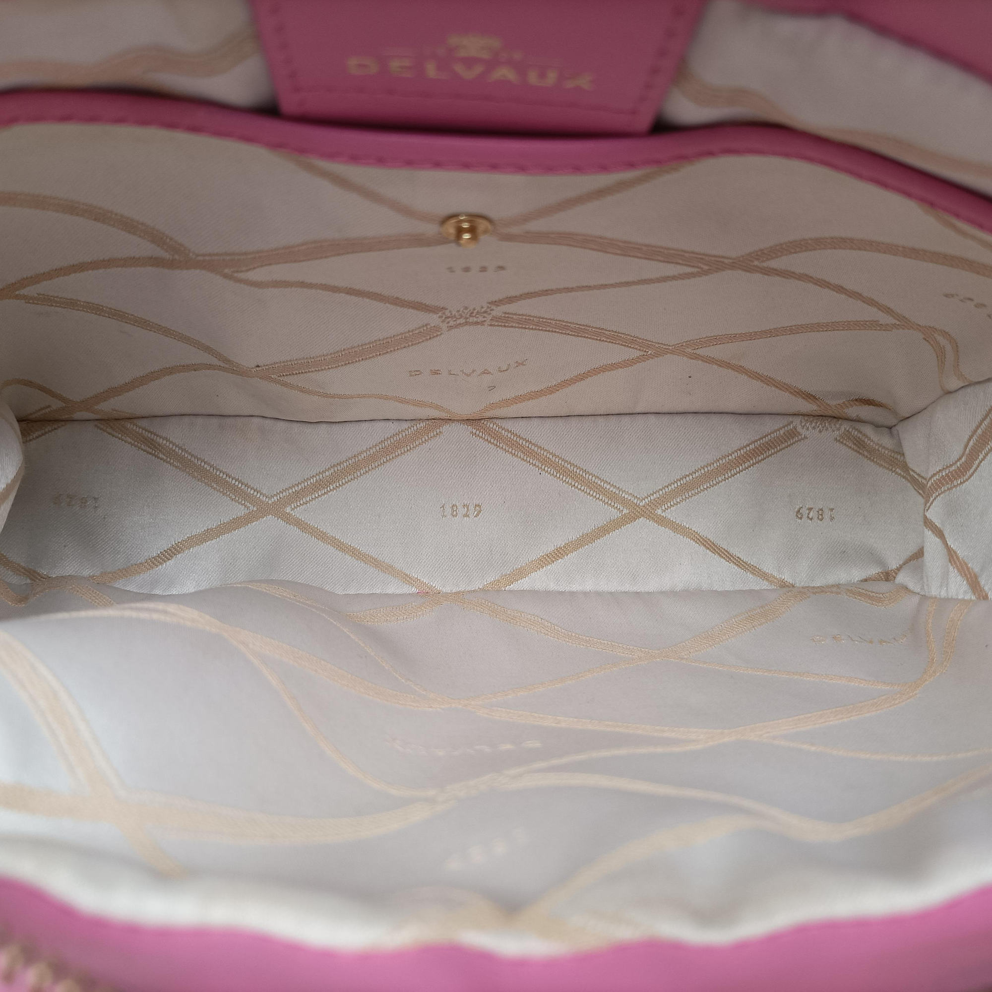 Louise Pink Leather C03Cルイス ピンク レザー C03C