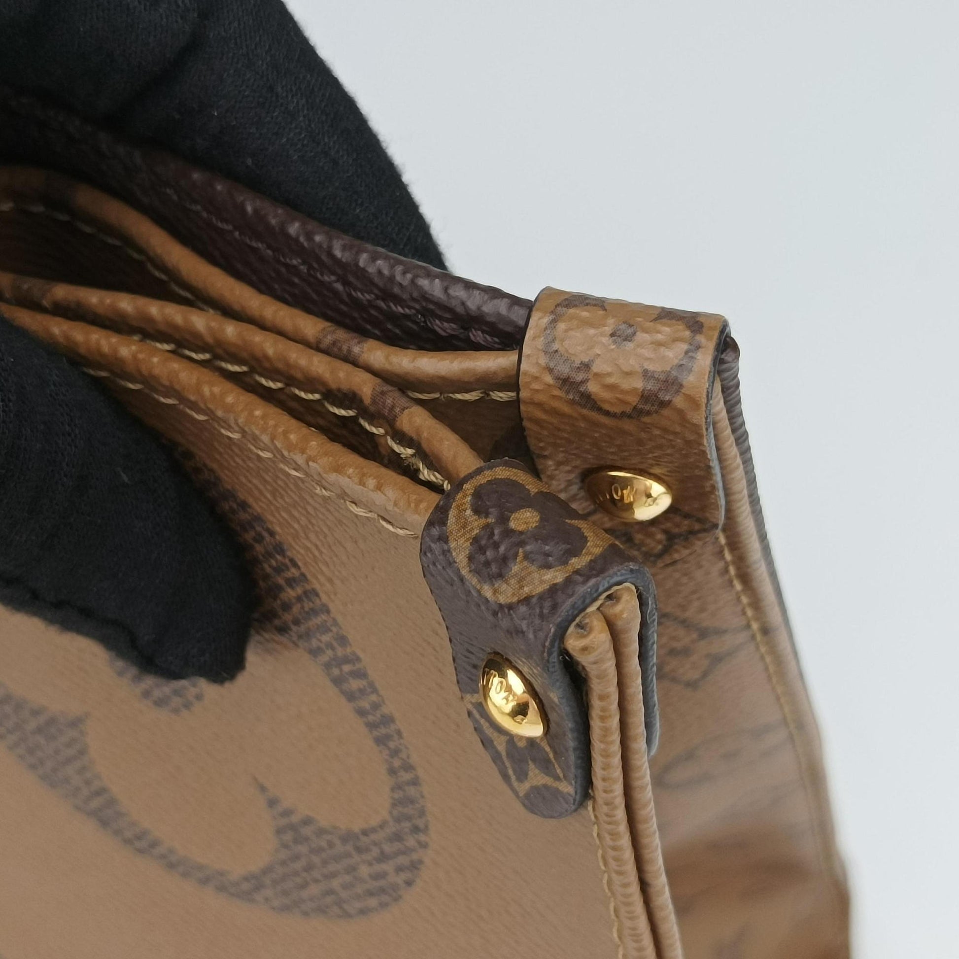 On the Go GM Brown Monogram Canvas M45320 NZ3129オンザゴーGM モノグラム/ブラウン モノグラム キャンバス M45320 NZ3129