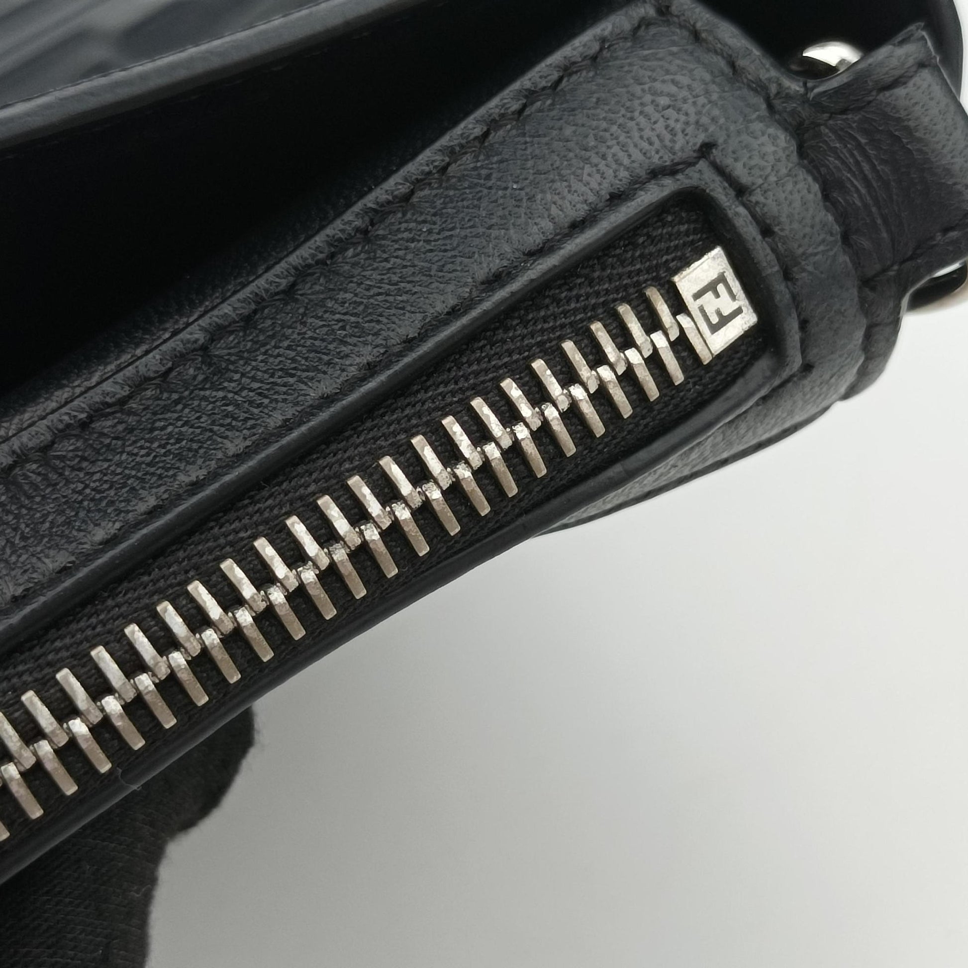 FF logo Black Leather 7M0299 7M0299 A72V 208-0501FFロゴ ブラック レザー 7M0299 7M0299 A72V 208-0501