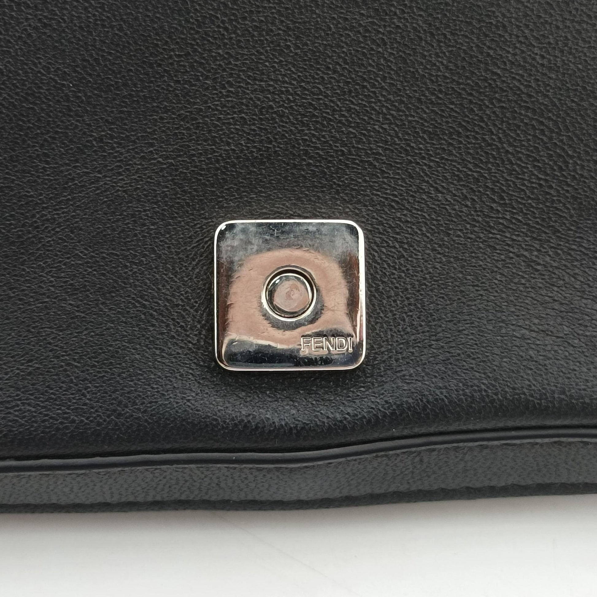 FF logo Black Leather 7M0299 7M0299 A72V 208-0501FFロゴ ブラック レザー 7M0299 7M0299 A72V 208-0501