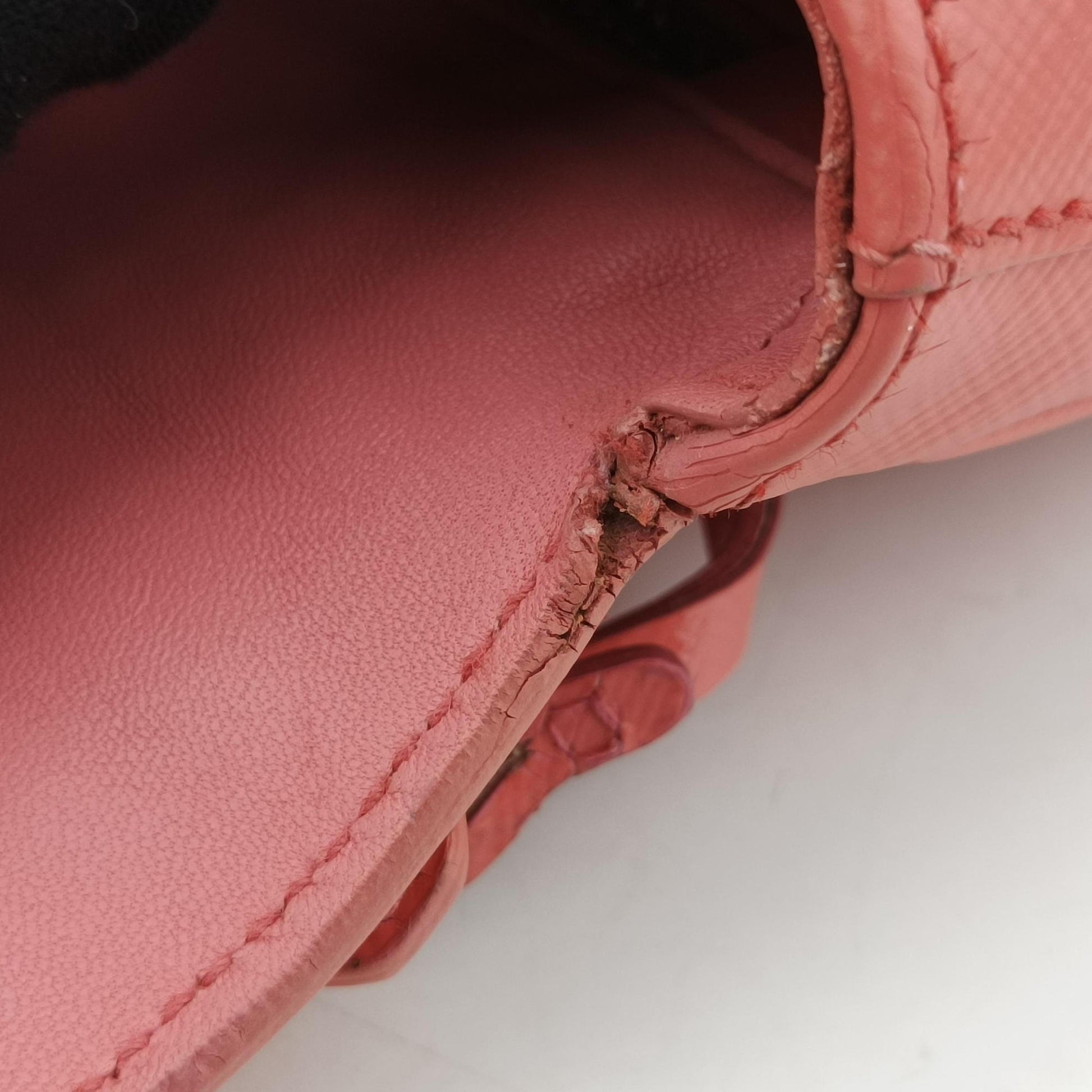 lock Fuoco Sound Top Handle Pink orange SAFFIANO Leather BT0963 31/Eロック フオコ サウンドトップハンドル ピンクオレンジ サフィアーノレザー BT0963 31/E