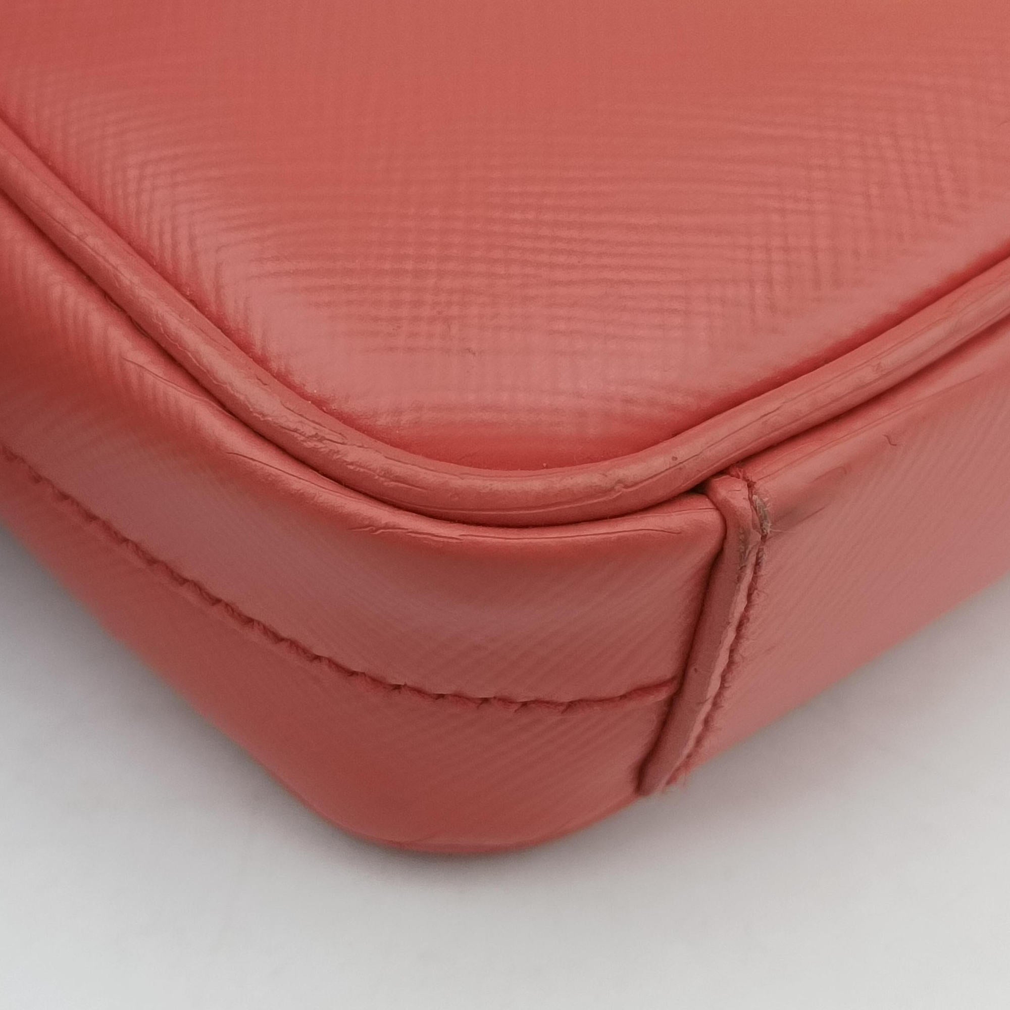 lock Fuoco Sound Top Handle Pink orange SAFFIANO Leather BT0963 31/Eロック フオコ サウンドトップハンドル ピンクオレンジ サフィアーノレザー BT0963 31/E