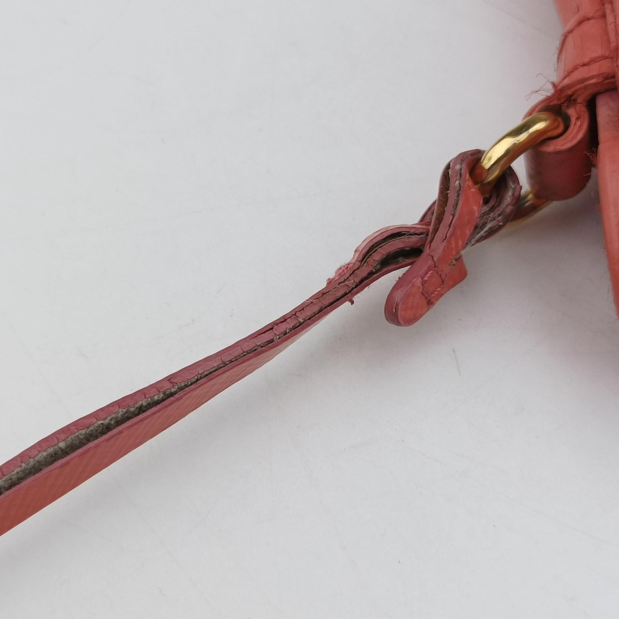 lock Fuoco Sound Top Handle Pink orange SAFFIANO Leather BT0963 31/Eロック フオコ サウンドトップハンドル ピンクオレンジ サフィアーノレザー BT0963 31/E