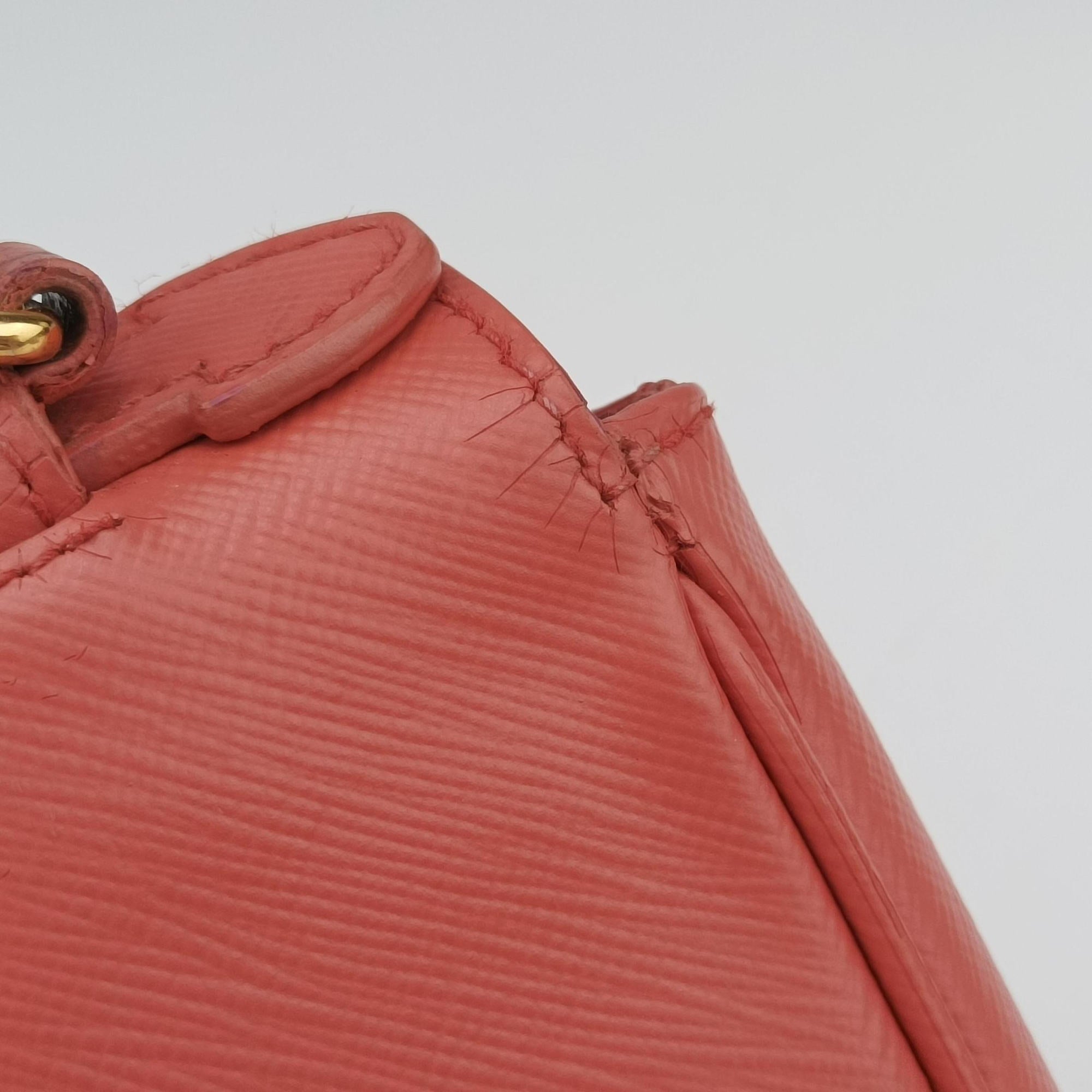 lock Fuoco Sound Top Handle Pink orange SAFFIANO Leather BT0963 31/Eロック フオコ サウンドトップハンドル ピンクオレンジ サフィアーノレザー BT0963 31/E