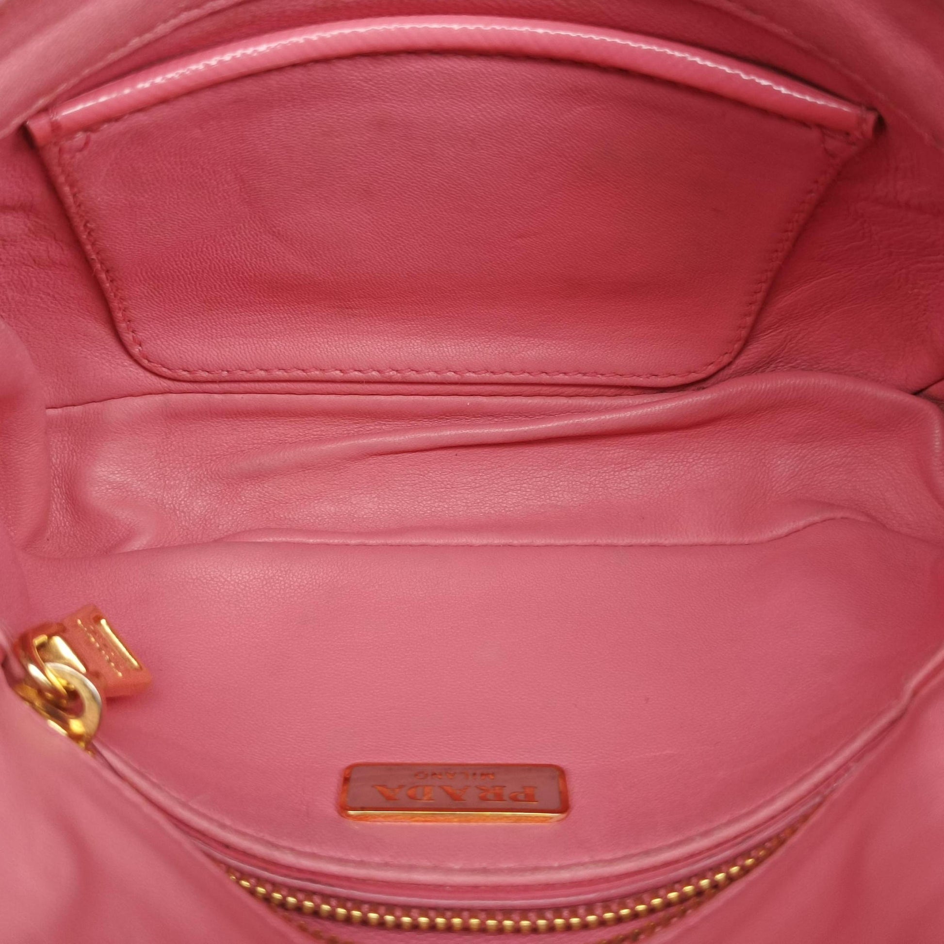 lock Fuoco Sound Top Handle Pink orange SAFFIANO Leather BT0963 31/Eロック フオコ サウンドトップハンドル ピンクオレンジ サフィアーノレザー BT0963 31/E