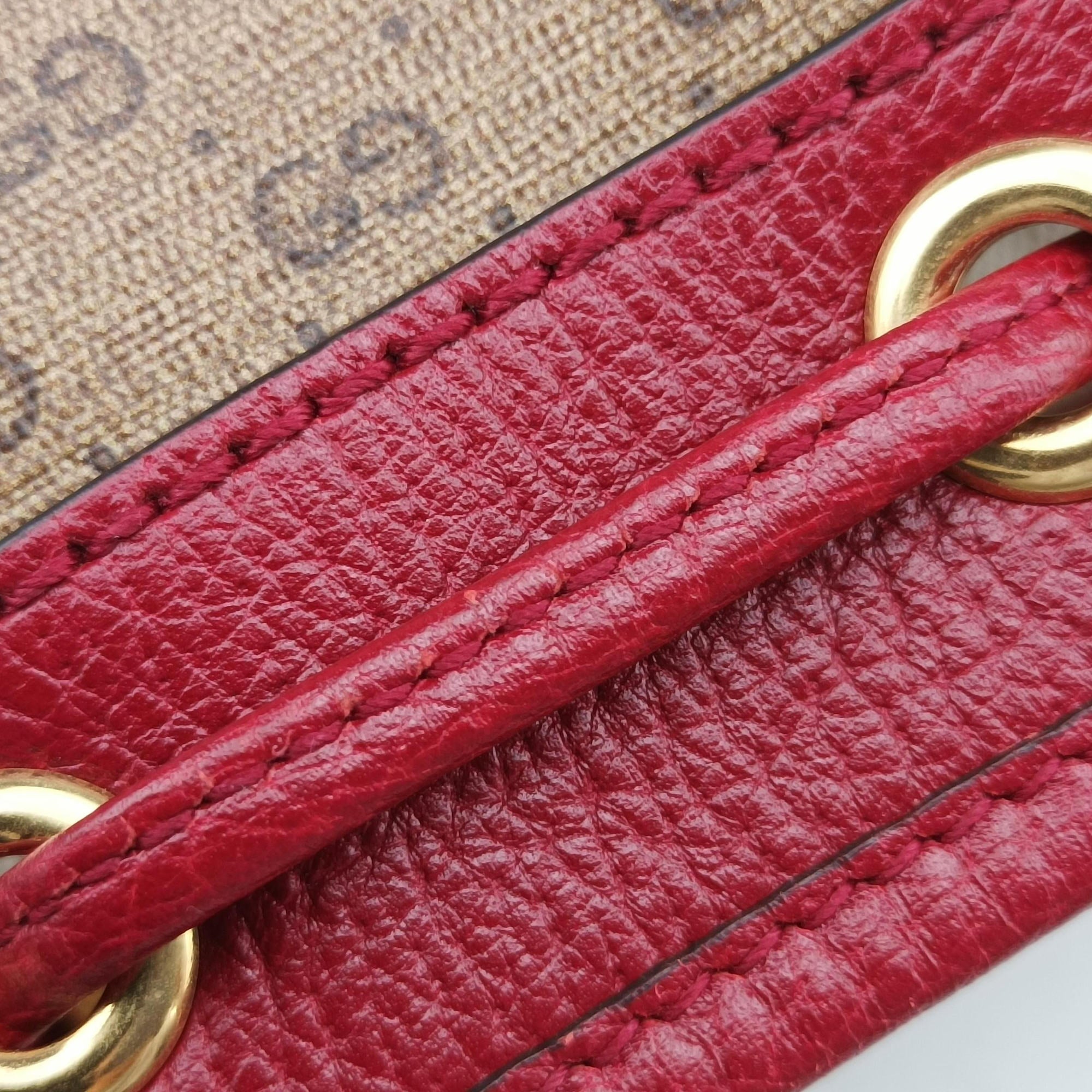 Doraemon collaboration Brown x red PVC coated canvas×Leather 655597 I034136487ドラえもんコラボ ブラウンxレッド PVCコーティングキャンバス×レザー 655597 I034136487