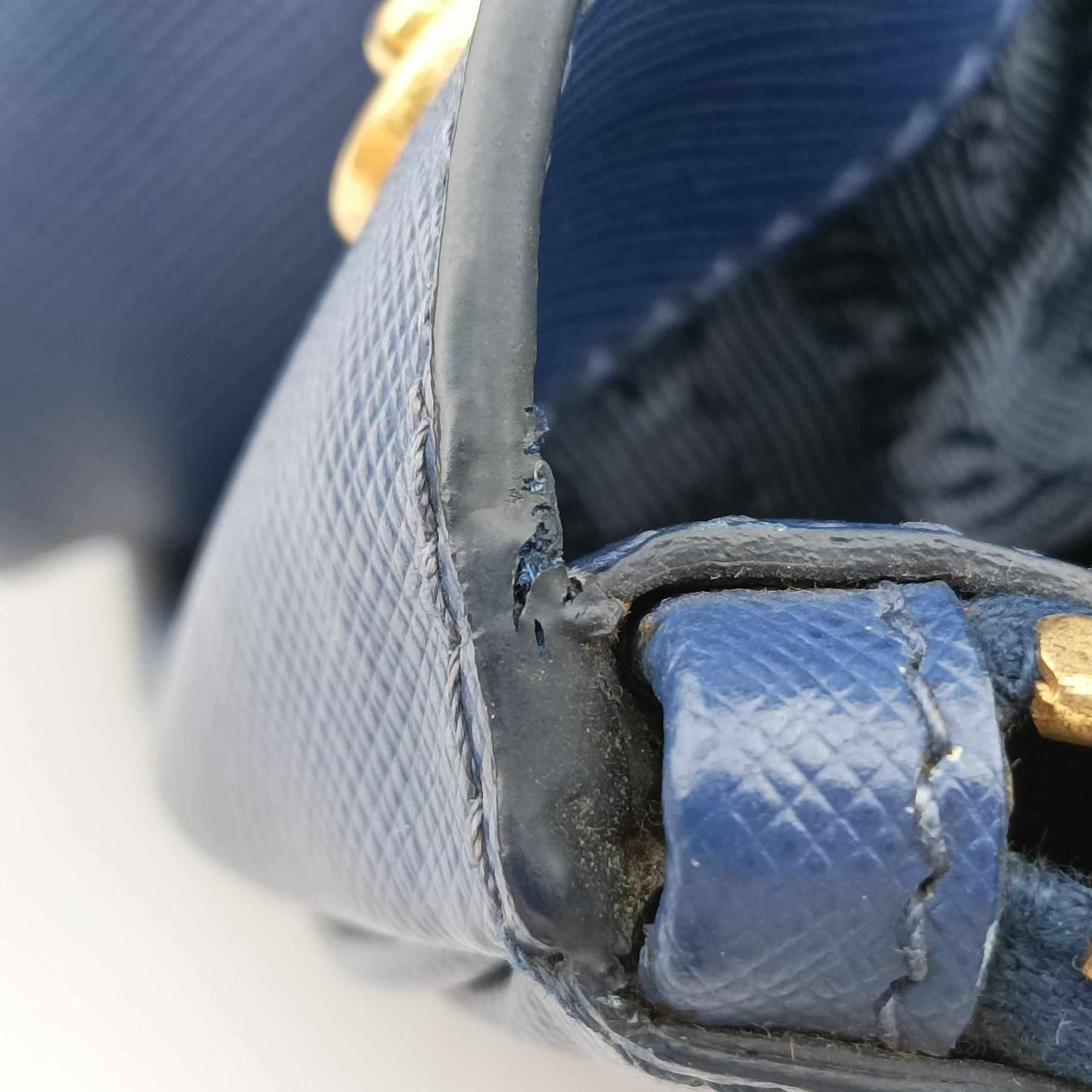 Galleria Blue SAFFIANO Leather BN2274 180ガレリア ブルー サフィアーノレザー BN2274 180