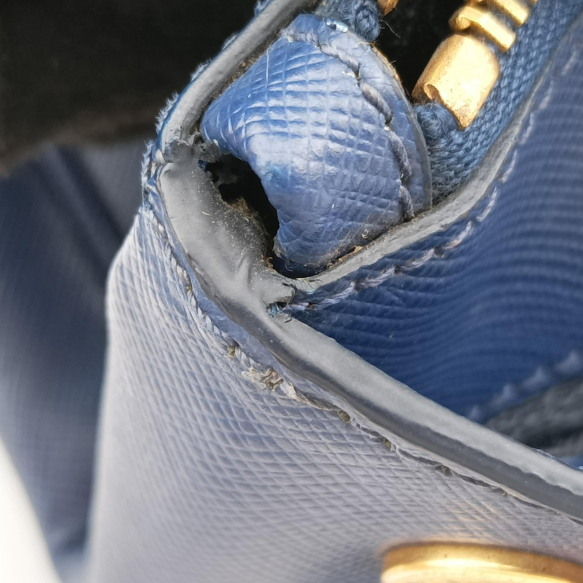Galleria Blue SAFFIANO Leather BN2274 180ガレリア ブルー サフィアーノレザー BN2274 180