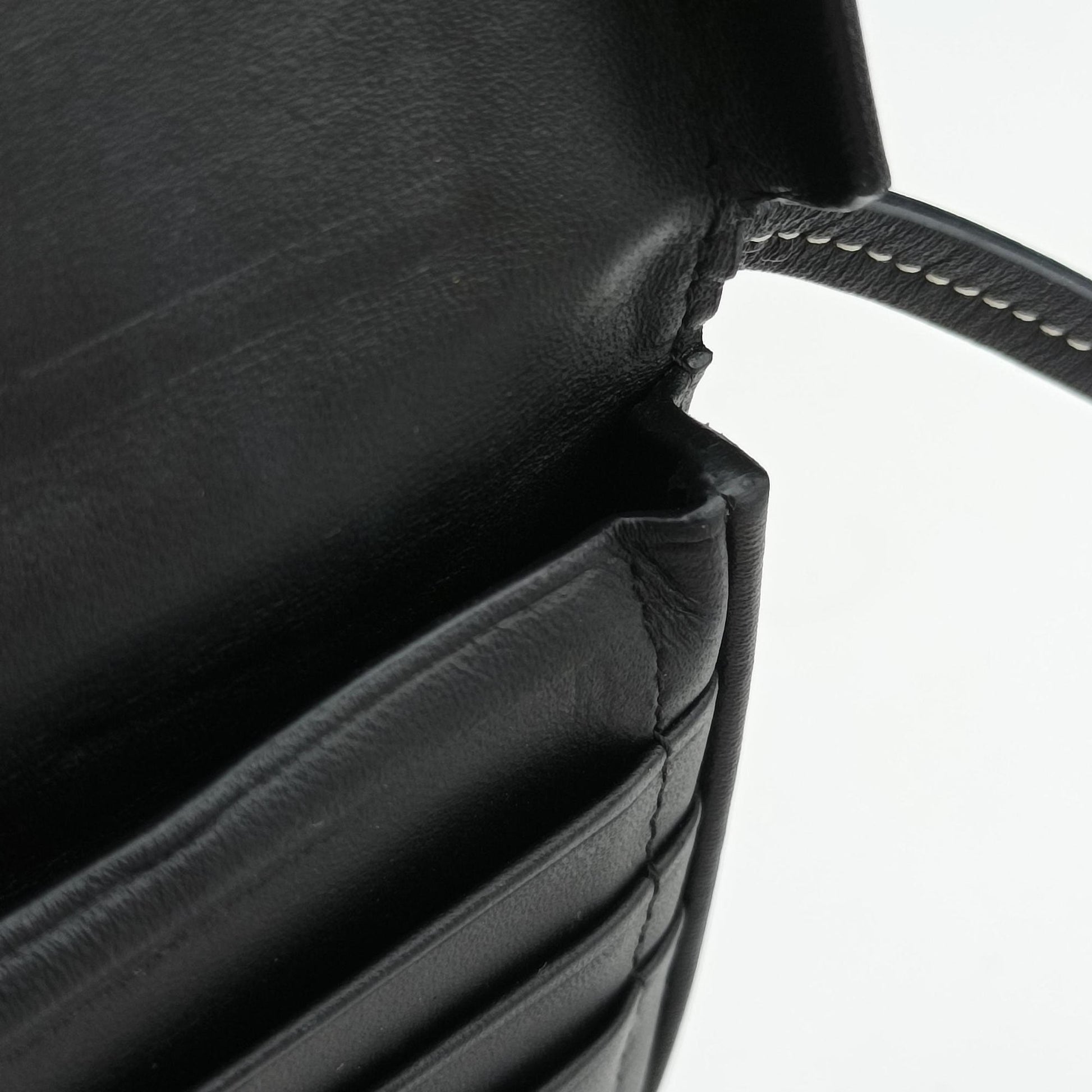 Heel Small Black Leather 101931ヒールポーチ スモール ブラック レザー 101931
