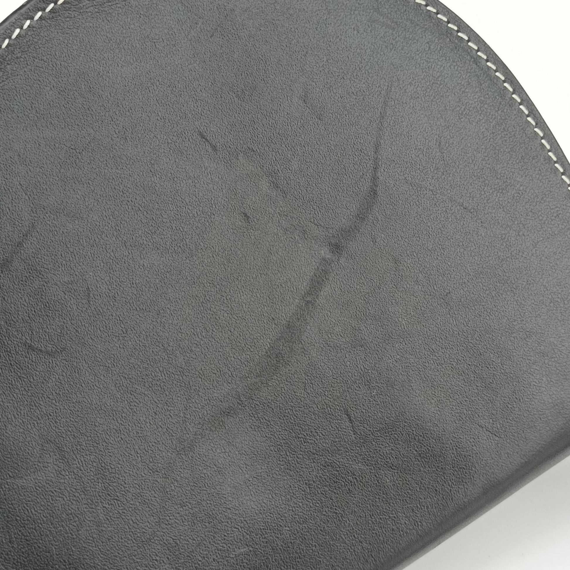 Heel Small Black Leather 101931ヒールポーチ スモール ブラック レザー 101931