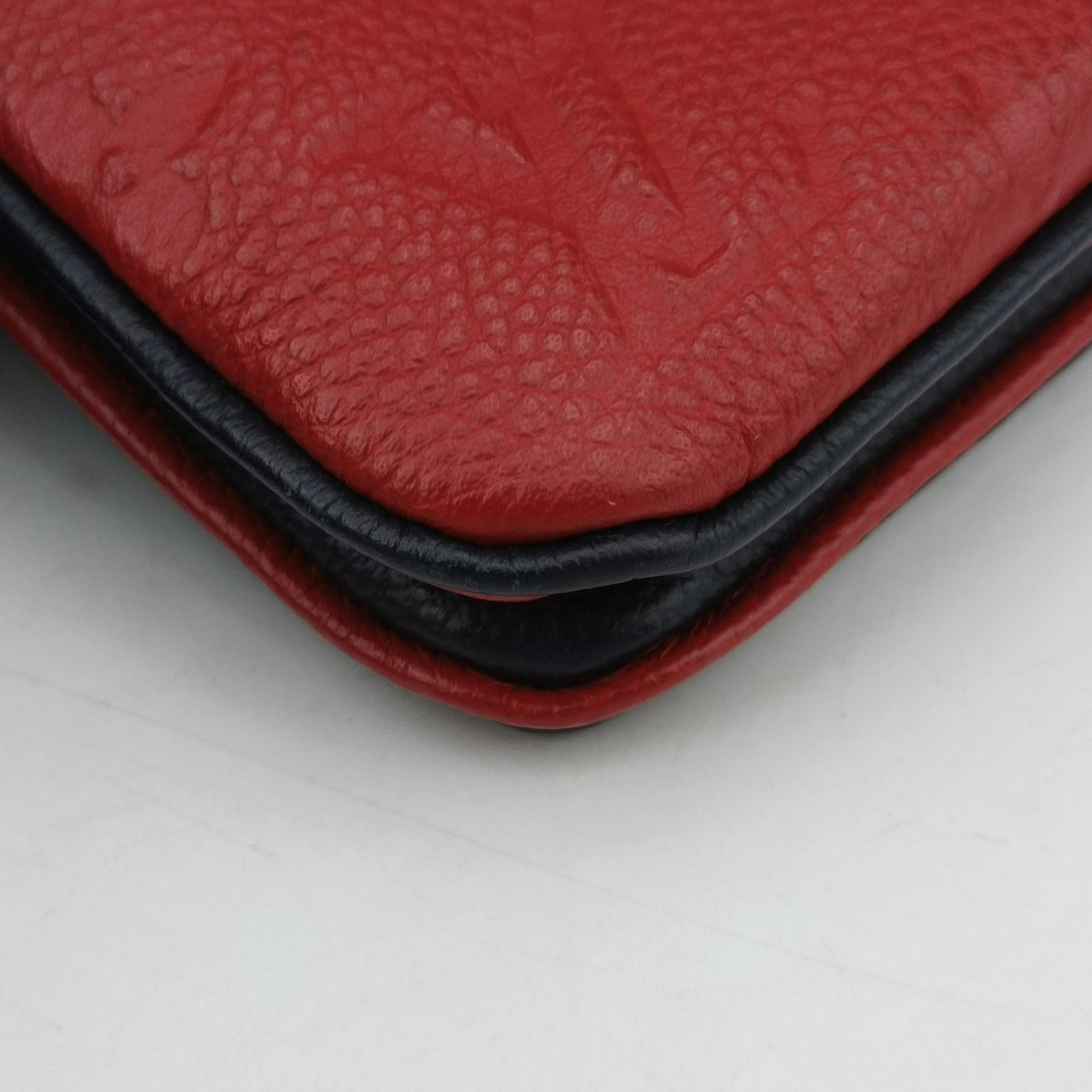 Pochette Double Zip Chain Marine Rouge×Navy Monogram Empreinte M63916 GI3198ポシェット ドゥーブル ジップ チェーン マリーヌルージュ×ネイビー モノグラム アンプラント M63916 GI3198