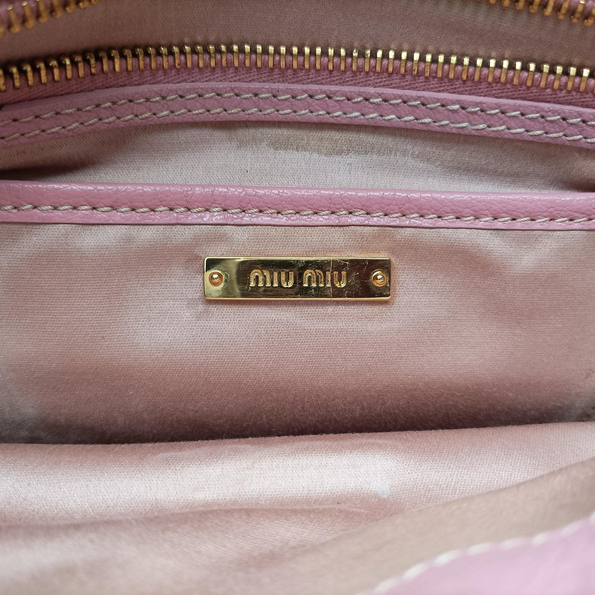 lock Fuoco Sound Top Handle Pink SAFFIANO Leather BT0963 25ロック フオコ サウンドトップハンドル ピンク サフィアーノレザー BT0963 25