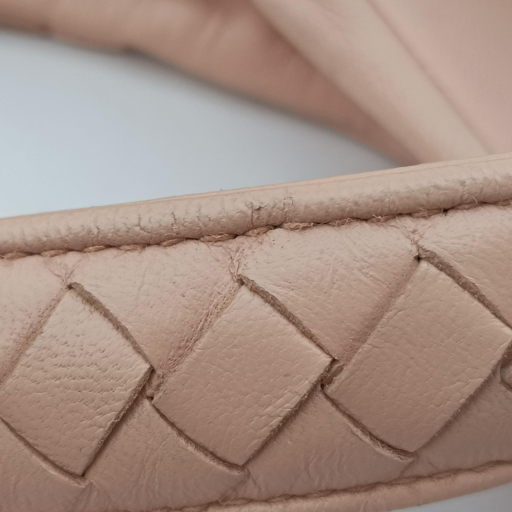 CAMPANA Intrecciato Pink lambskin 125787 V0016 6766 EPEV 2007 5219 Aカンパーナ イントレチャート ピンク ラムスキン 125787 V0016 6766 EPEV 2007 5219 A