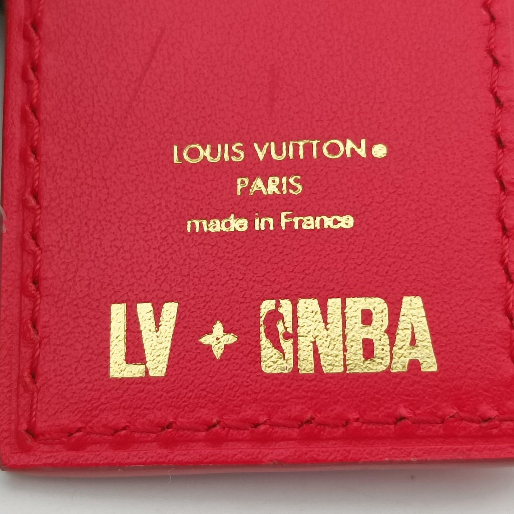 LV x NBA SOFT TRANK PHONE BOX Antarctica×Red×White Monogram Canvas×calf leather M80101 TJ4210 IC ChipLV x NBA ソフトトランク フォーンボックス アンタークティカ×レッド×ホワイト モノグラムキャンバス×カーフレザー M80101 TJ4210 ICチップ