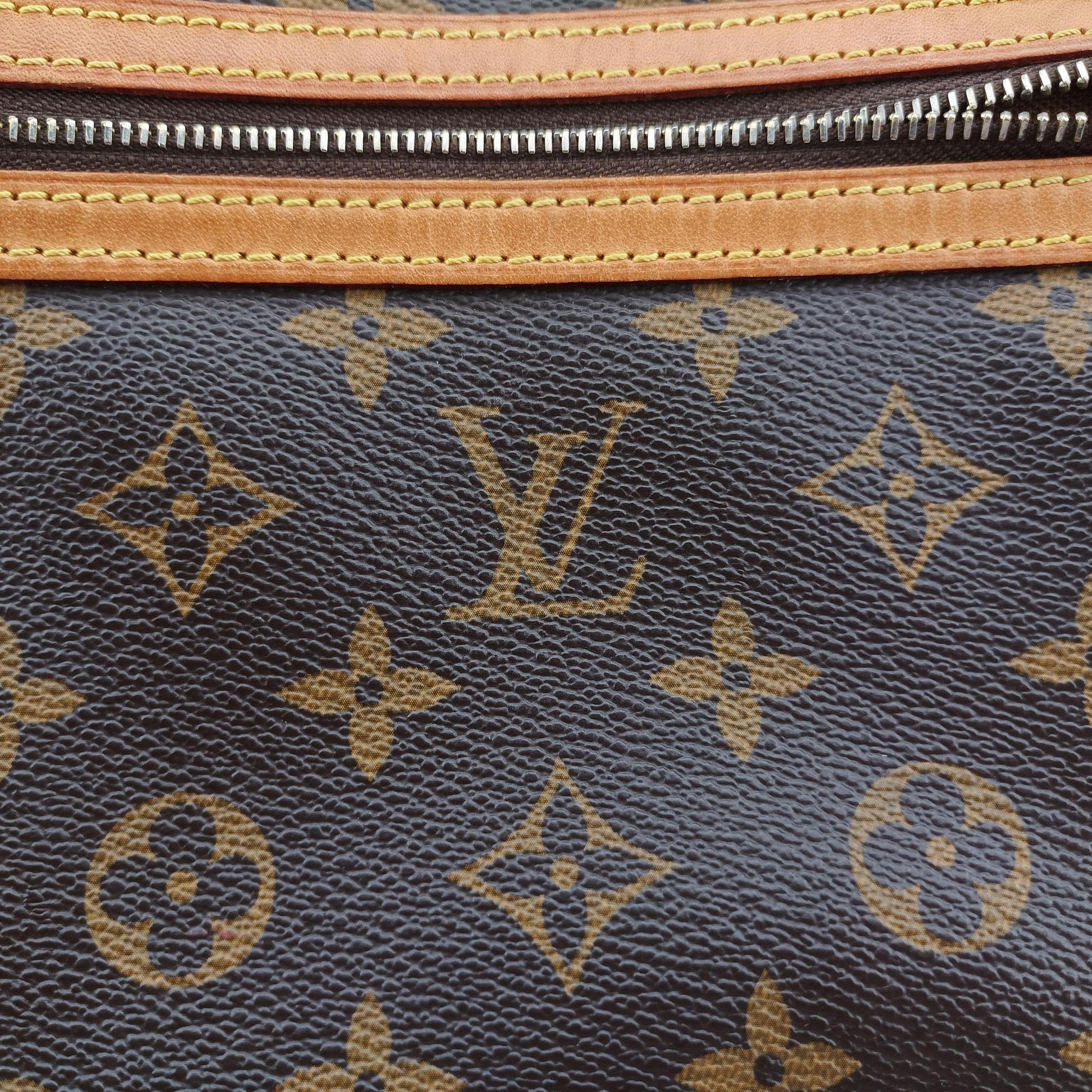 Pochette Bosphore Brown Monogram Canvas M40106 MI5018ポシェットボスフォール モノグラム/ブラウン モノグラムキャンバス M40106 MI5018