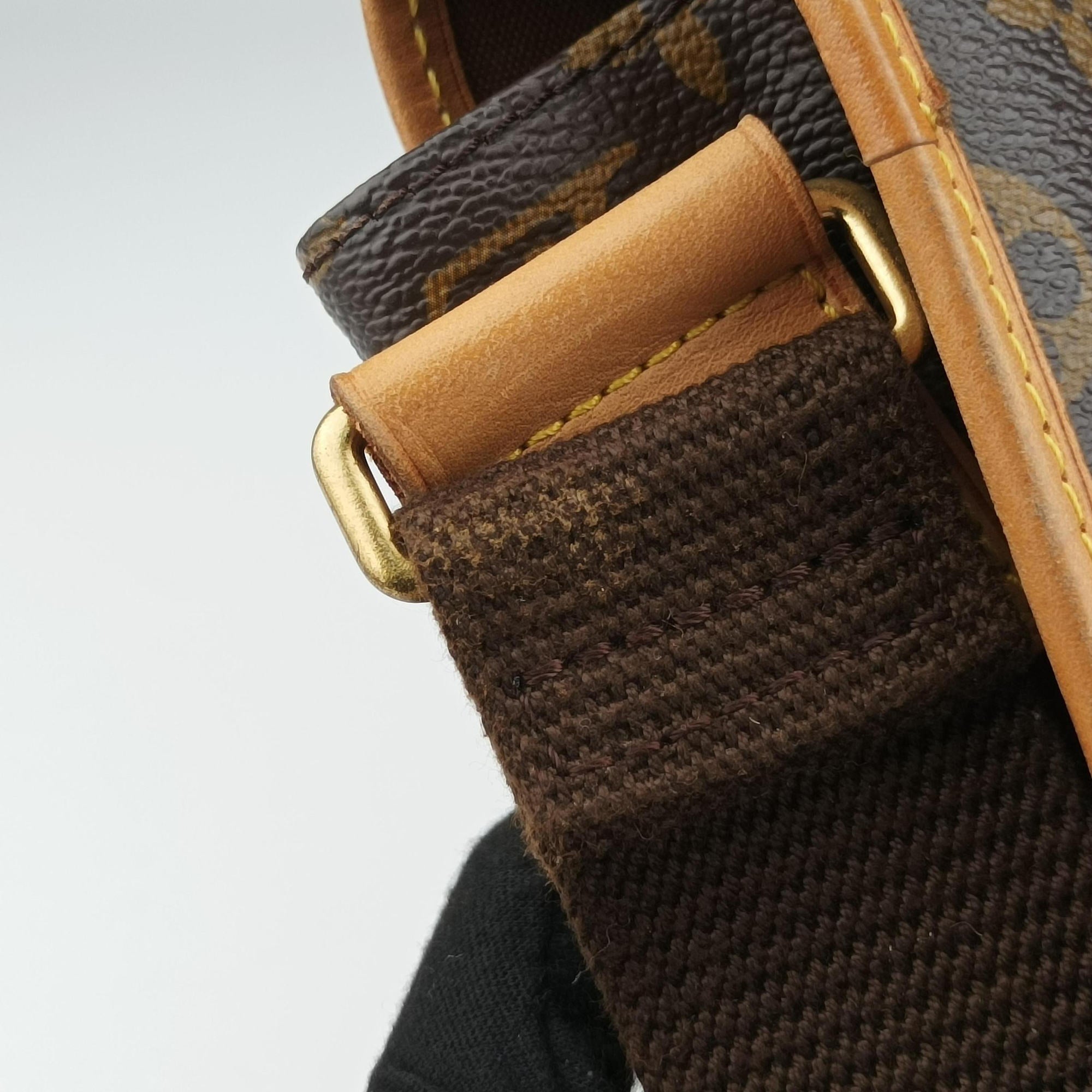 Pochette Bosphore Brown Monogram Canvas M40106 MI5018ポシェットボスフォール モノグラム/ブラウン モノグラムキャンバス M40106 MI5018