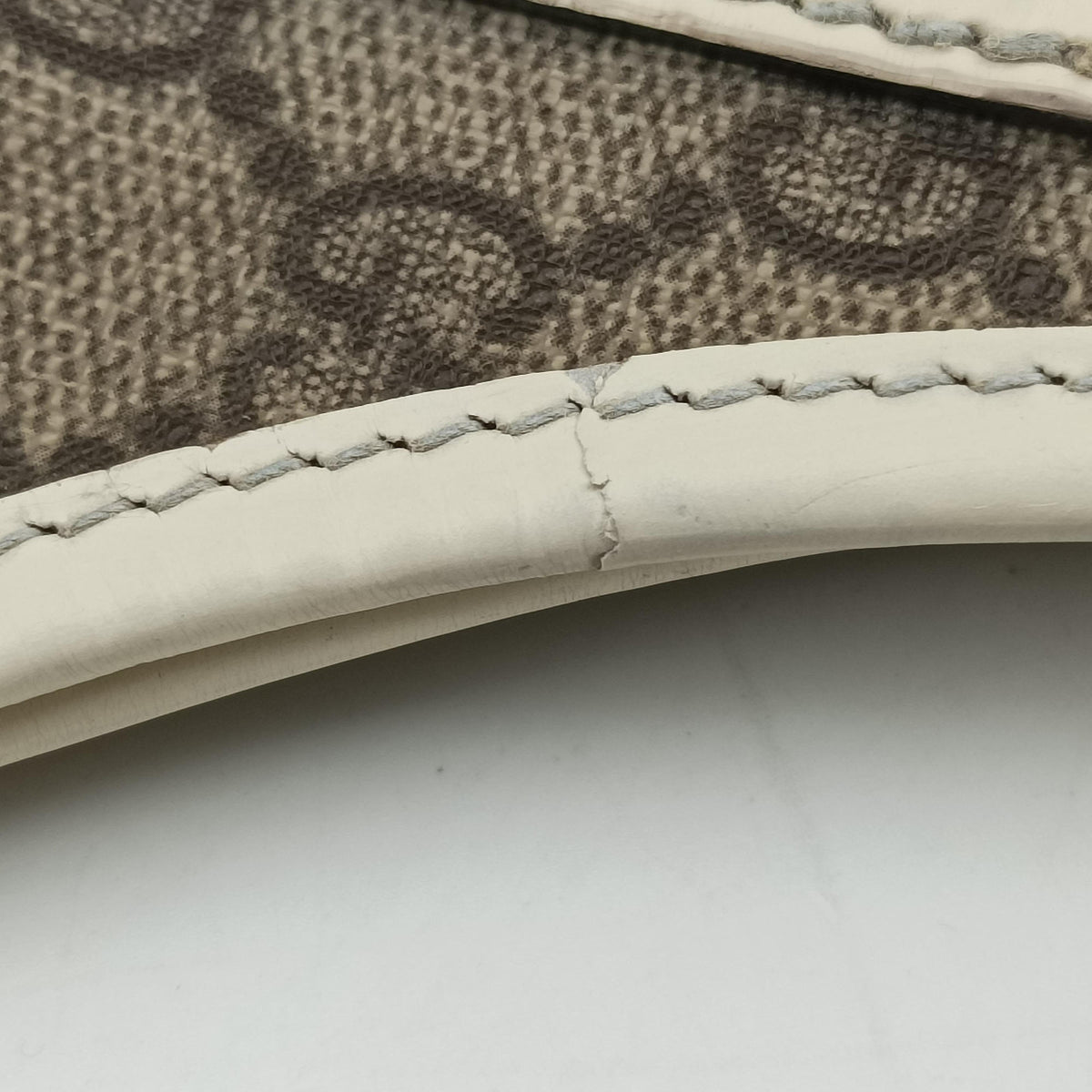 Jackie Brown×White PVC coated canvas×Leather 203494 A4131779ジャッキー ブラウン×ホワイト PVCコーティングキャンバス×レザー 203494 A4131779