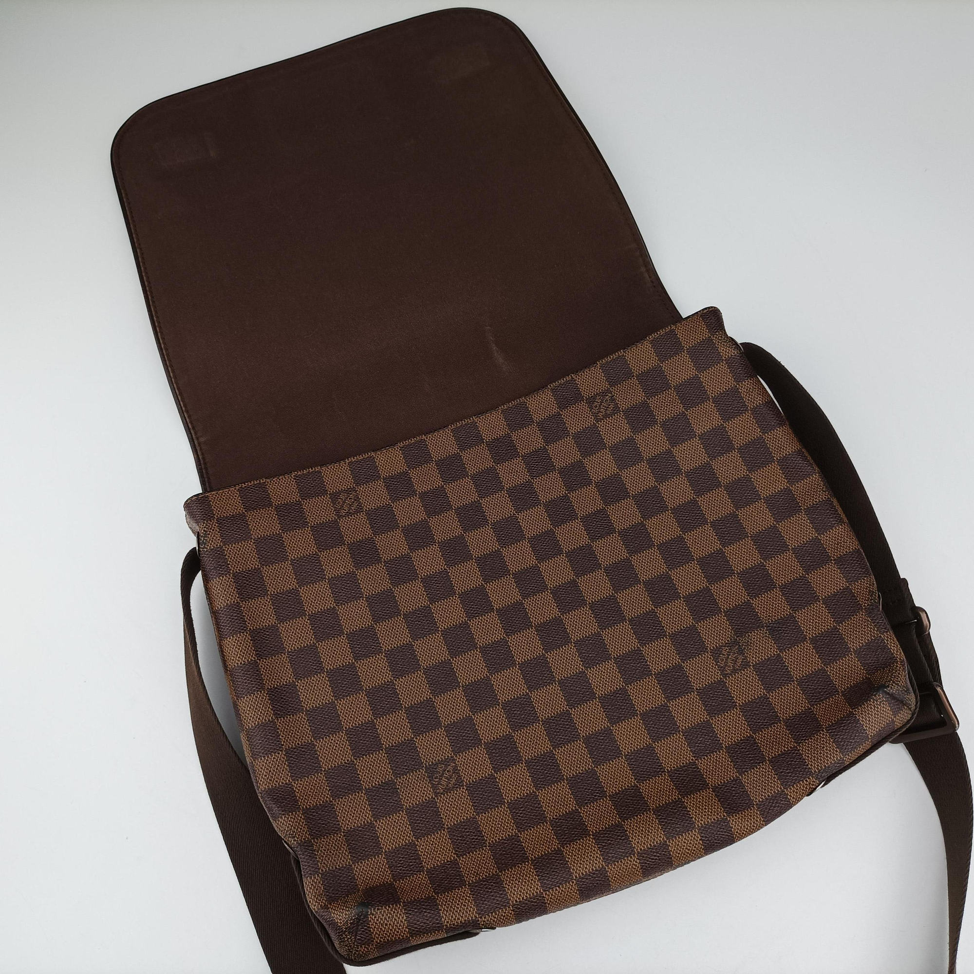 BROOKLYN MM EBENE Damier Canvas N51211 CA3160ブルックリンMM エベヌ ダミエキャンバス N51211 CA3160