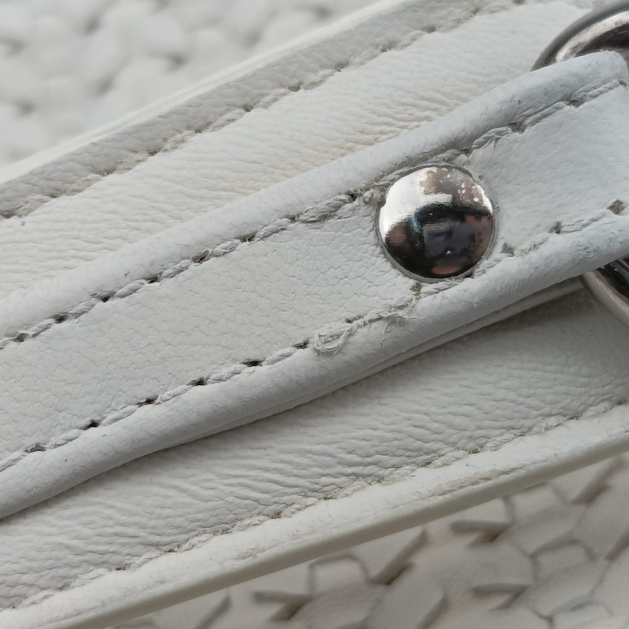 Soft Lady Dior Canage INTRECCIATO Tote White lambskin 01-RU-0048ソフト レディディオール カナージュ イントレチャート トート ホワイト ラムスキン 01-RU-0048