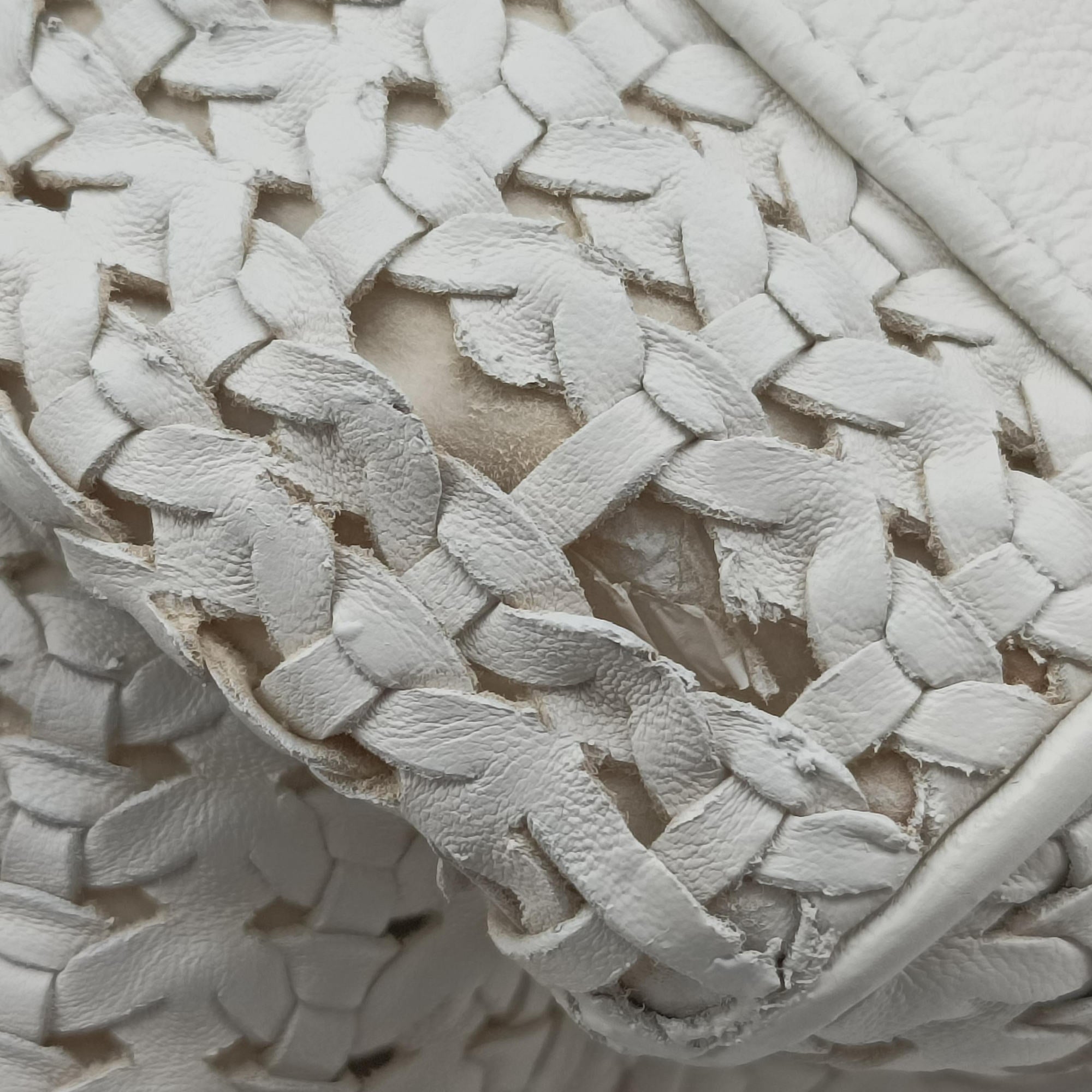 Soft Lady Dior Canage INTRECCIATO Tote White lambskin 01-RU-0048ソフト レディディオール カナージュ イントレチャート トート ホワイト ラムスキン 01-RU-0048