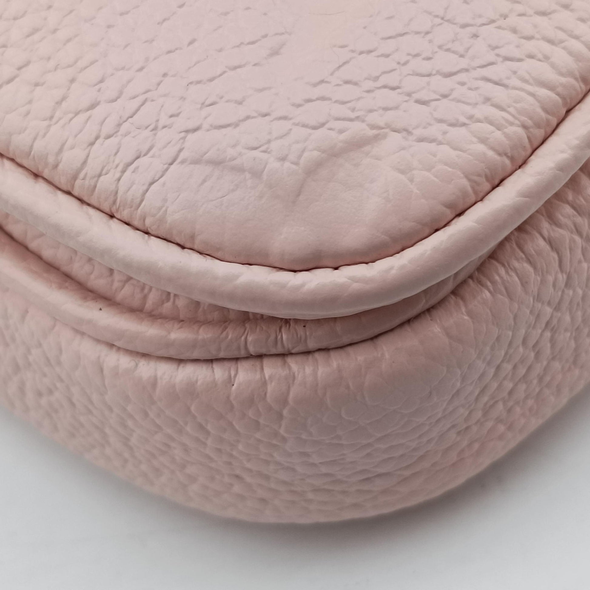 Micro Metis Pouch Chain Monogram Rose Pomelo Monogram Empreinte M81389 IC Chipマイクロメティスポーチチェーンモノグラム ローズポメロ モノグラム アンプラント M81389 ICチップ