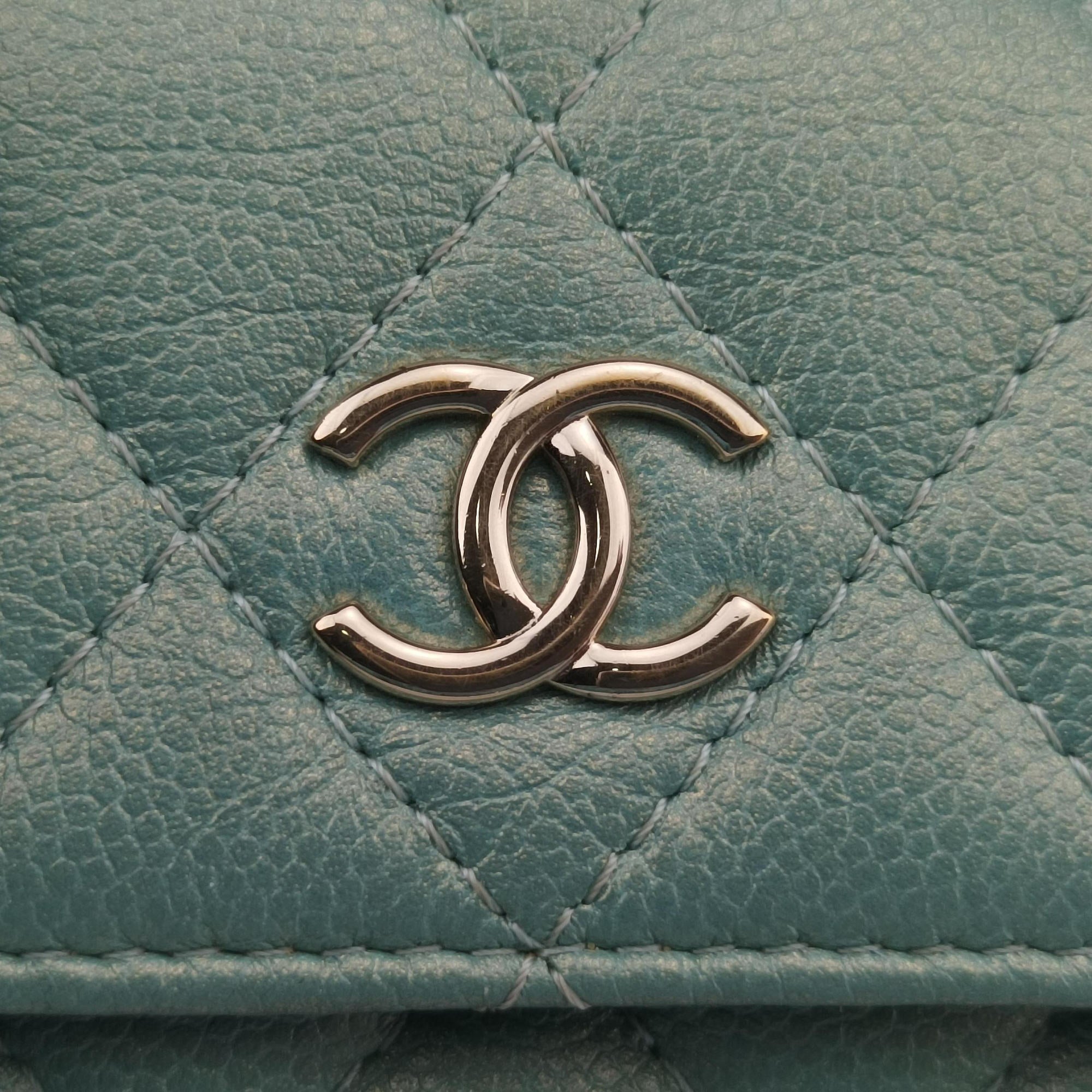 Mini Matelasse Pearl Coin Purse Green lambskin AP2119 31254080ミニマトラッセ パール コインパース グリーン ラムスキン AP2119 31254080