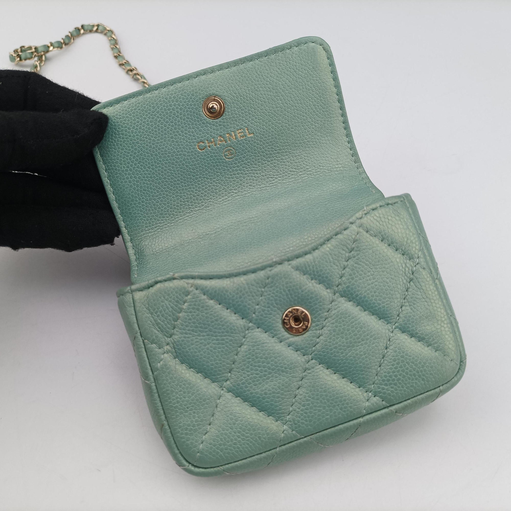 Mini Matelasse Pearl Coin Purse Green lambskin AP2119 31254080ミニマトラッセ パール コインパース グリーン ラムスキン AP2119 31254080