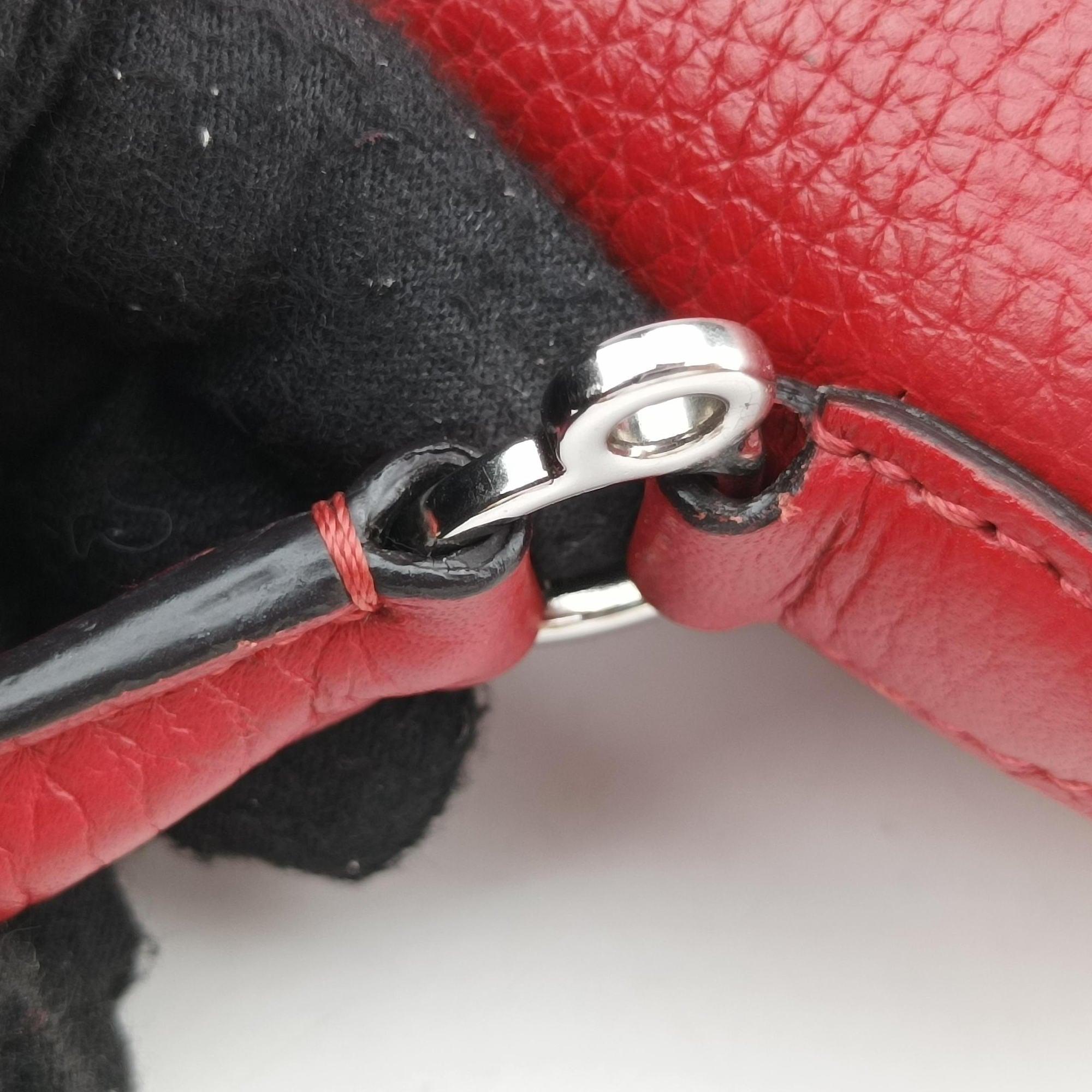 Legenne PM Red leather B1117レジェンヌ PM レッド レザー B1117
