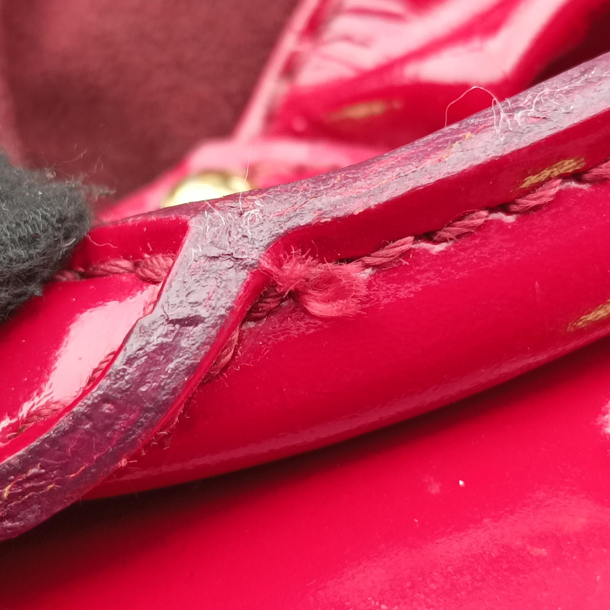 Surya L Cerise Vernis M95880 SP2049スーリヤ L スリーズ ヴェルニ M95880 SP2049