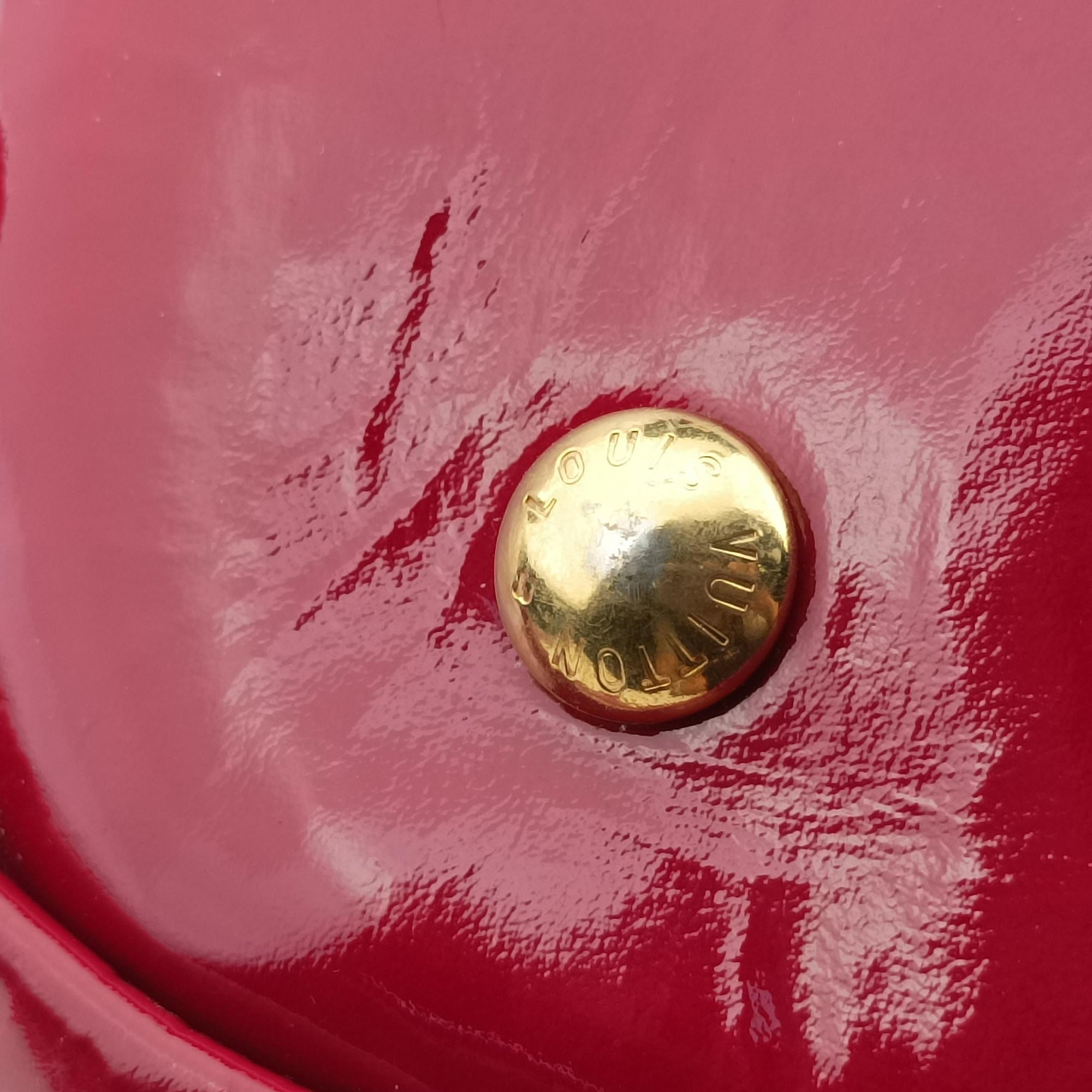 Surya L Cerise Vernis M95880 SP2049スーリヤ L スリーズ ヴェルニ M95880 SP2049