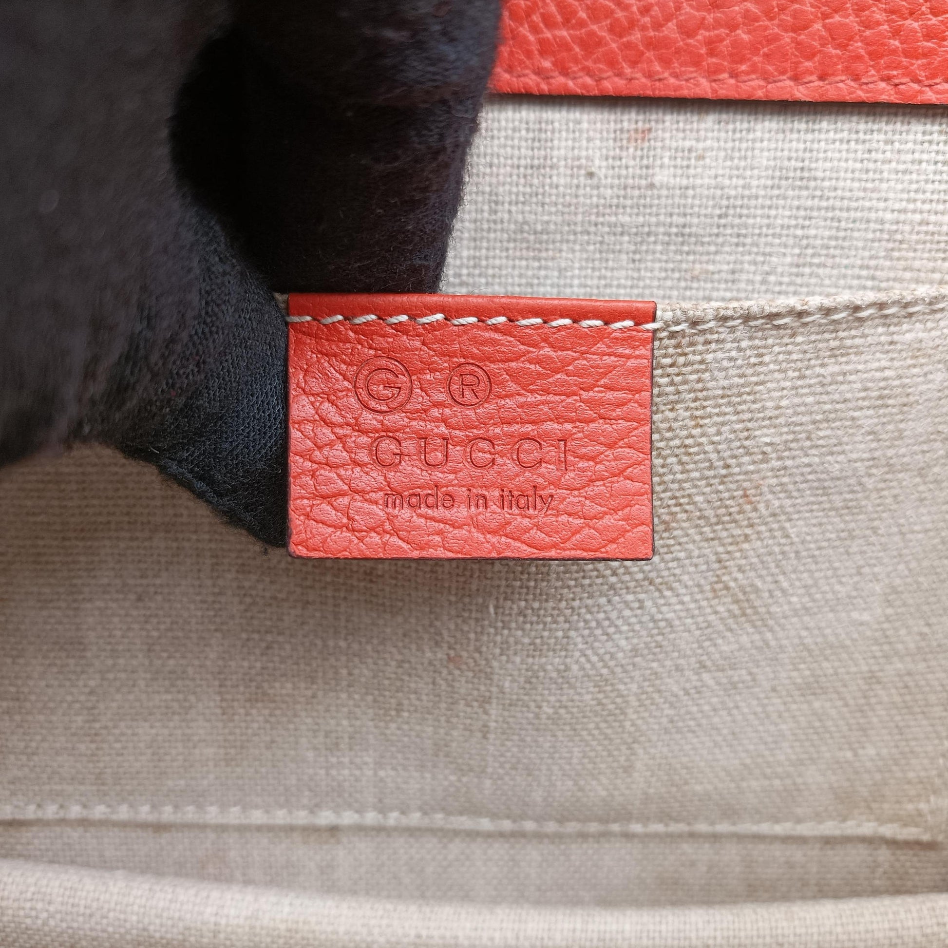 Interlocking G Orange Leather 510304 I025426316インターロッキングG オレンジ レザー 510304 I025426316